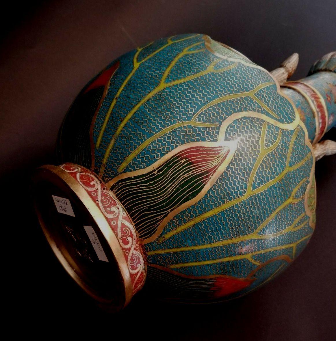 Large and Impressive Chinese Cloisonné Enamel Vase, 19th Century 4