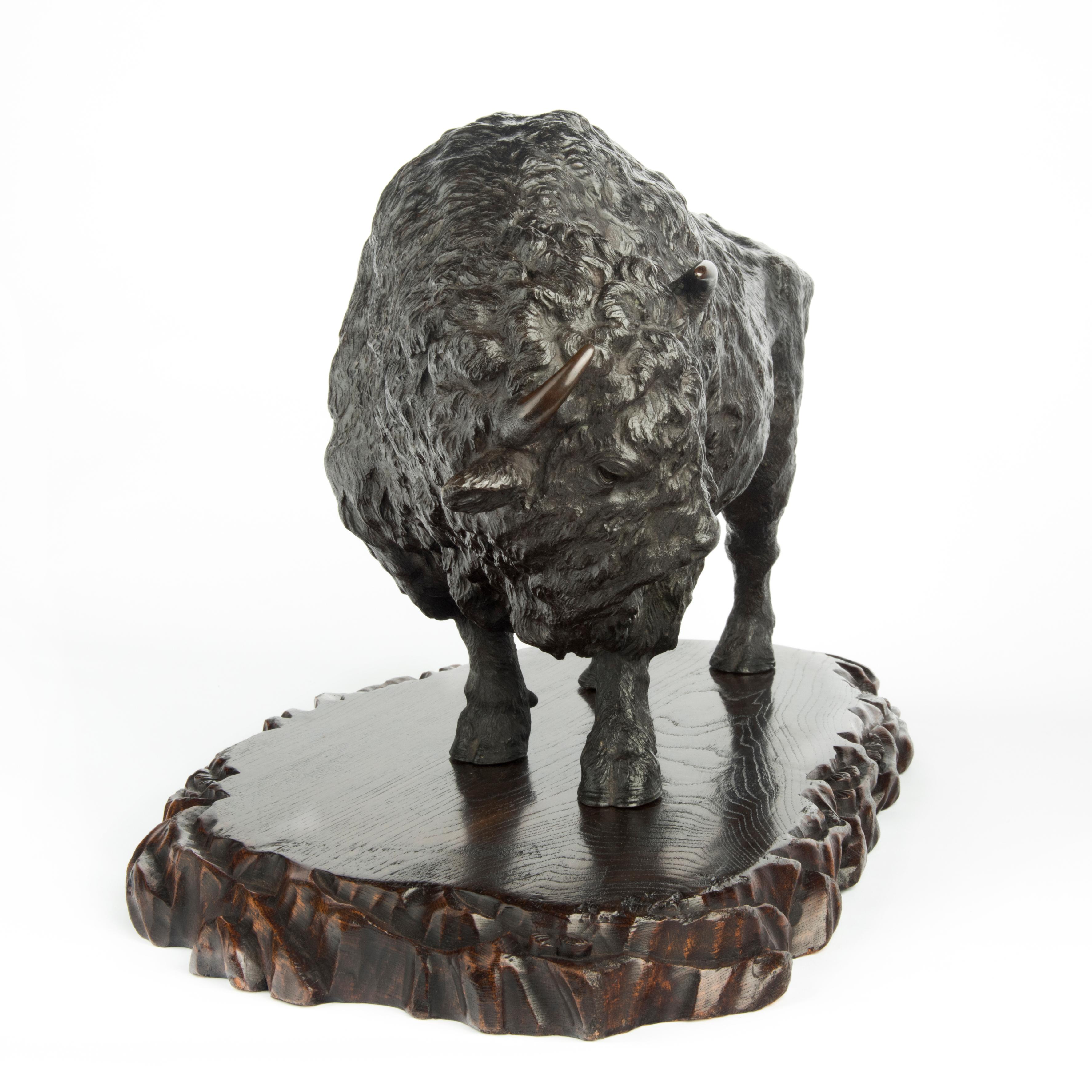 Large and Impressive Meiji Period Bronze Bison by Sano Takachika for the Kakuh In Good Condition For Sale In Lymington, Hampshire