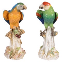 Grande et impressionnante paire de perroquets de Meissen, datant d'environ 1890, 43 cm de haut