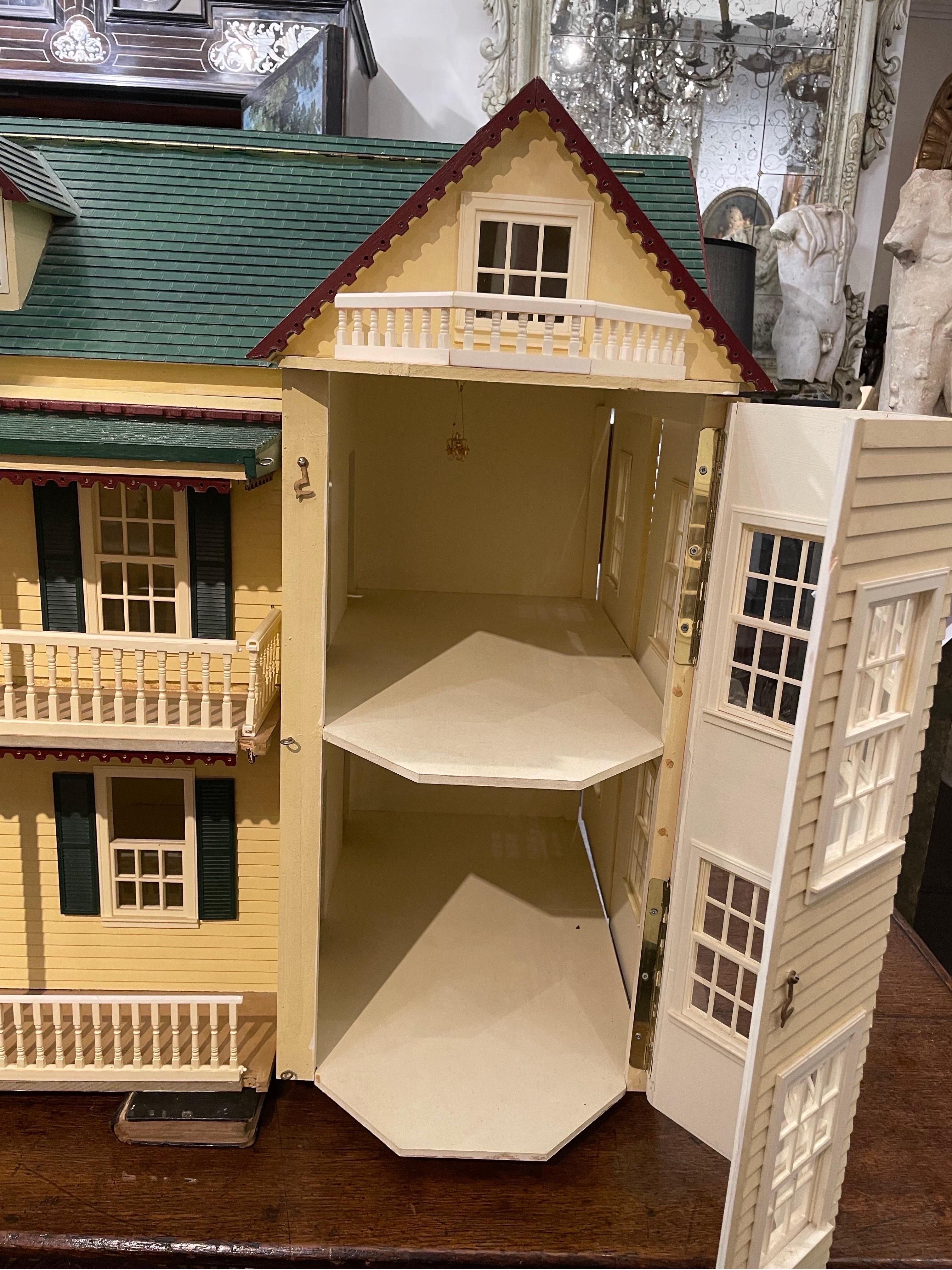 A Large and Impressive Vintage Double Storey Doll House, 20th Century For Sale 2