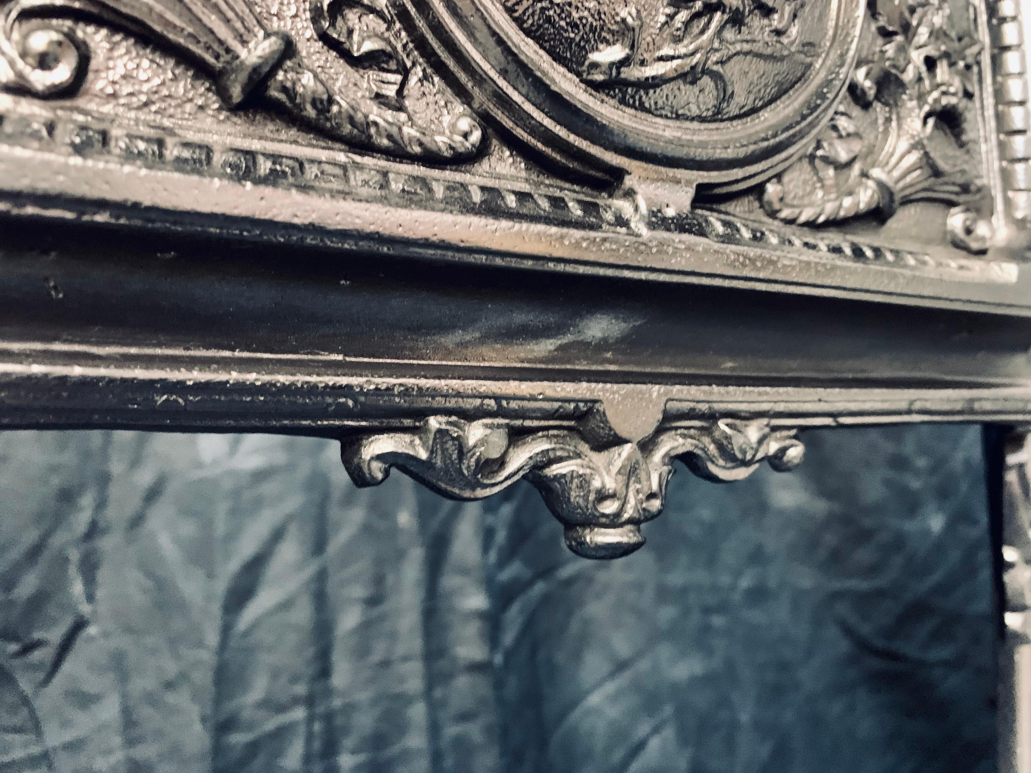 A large and Ornate 19th Century Victorian Scottish Cast Iron Fireplace Insert. 11