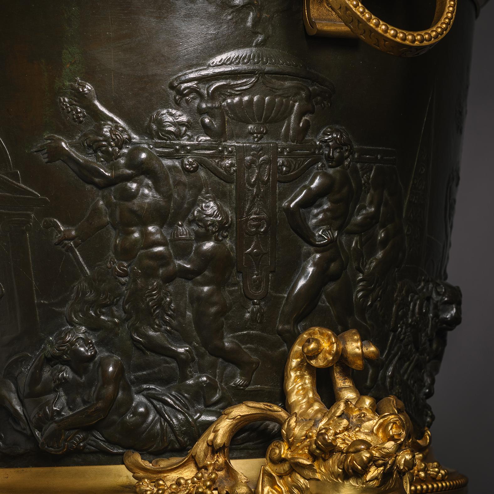 XIXe siècle Grande et rare jardinière ou seau à vin monumental en bronze doré et patiné en vente