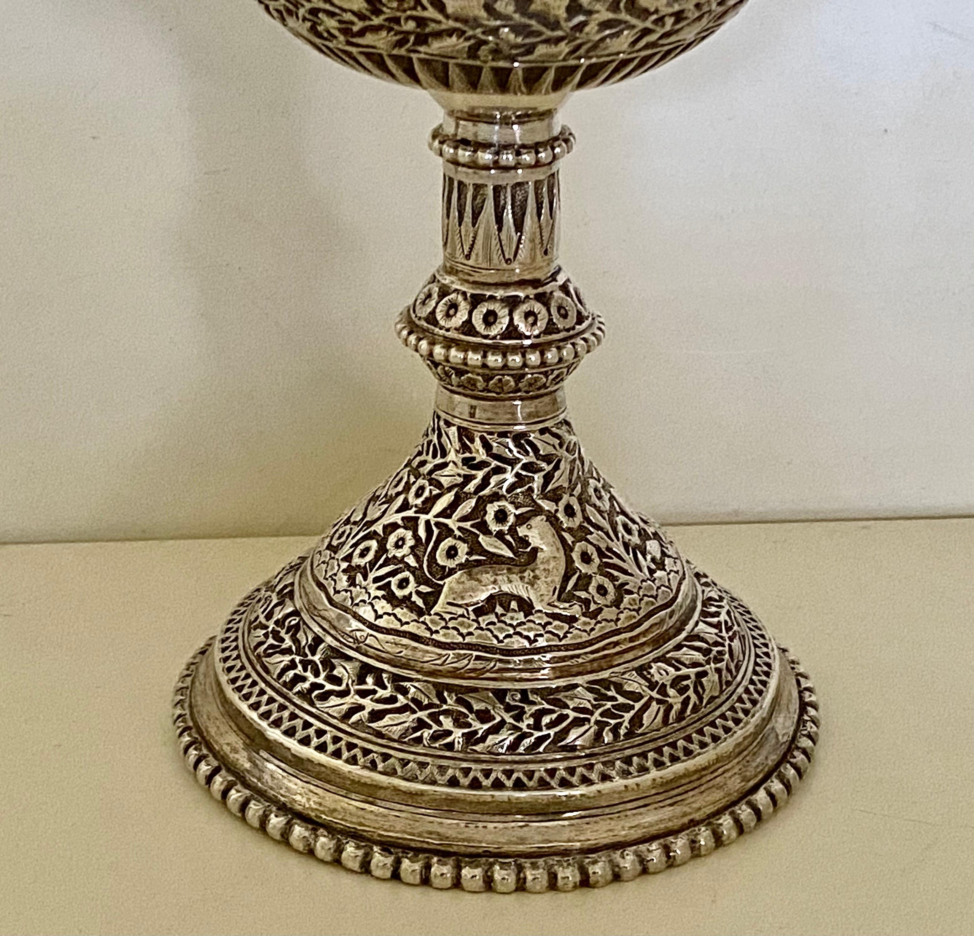 Fin du XIXe siècle Grande coupe de trophée indienne ancienne en argent massif du 19ème siècle en forme de Kutch en vente