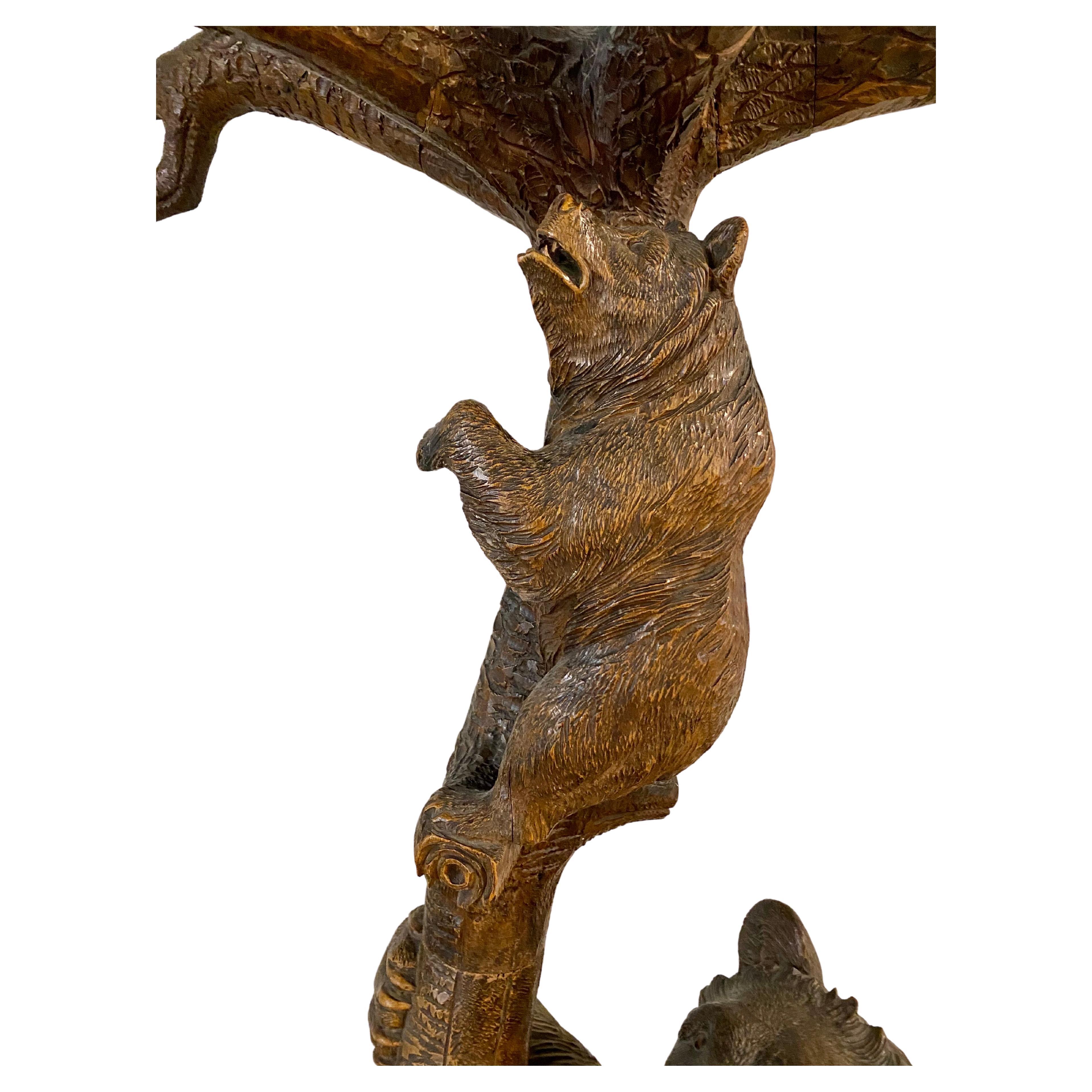 A Large Antique 'Black Forest' carved wood Bear Hall Coat Stick Stand Circa 1880 For Sale 4