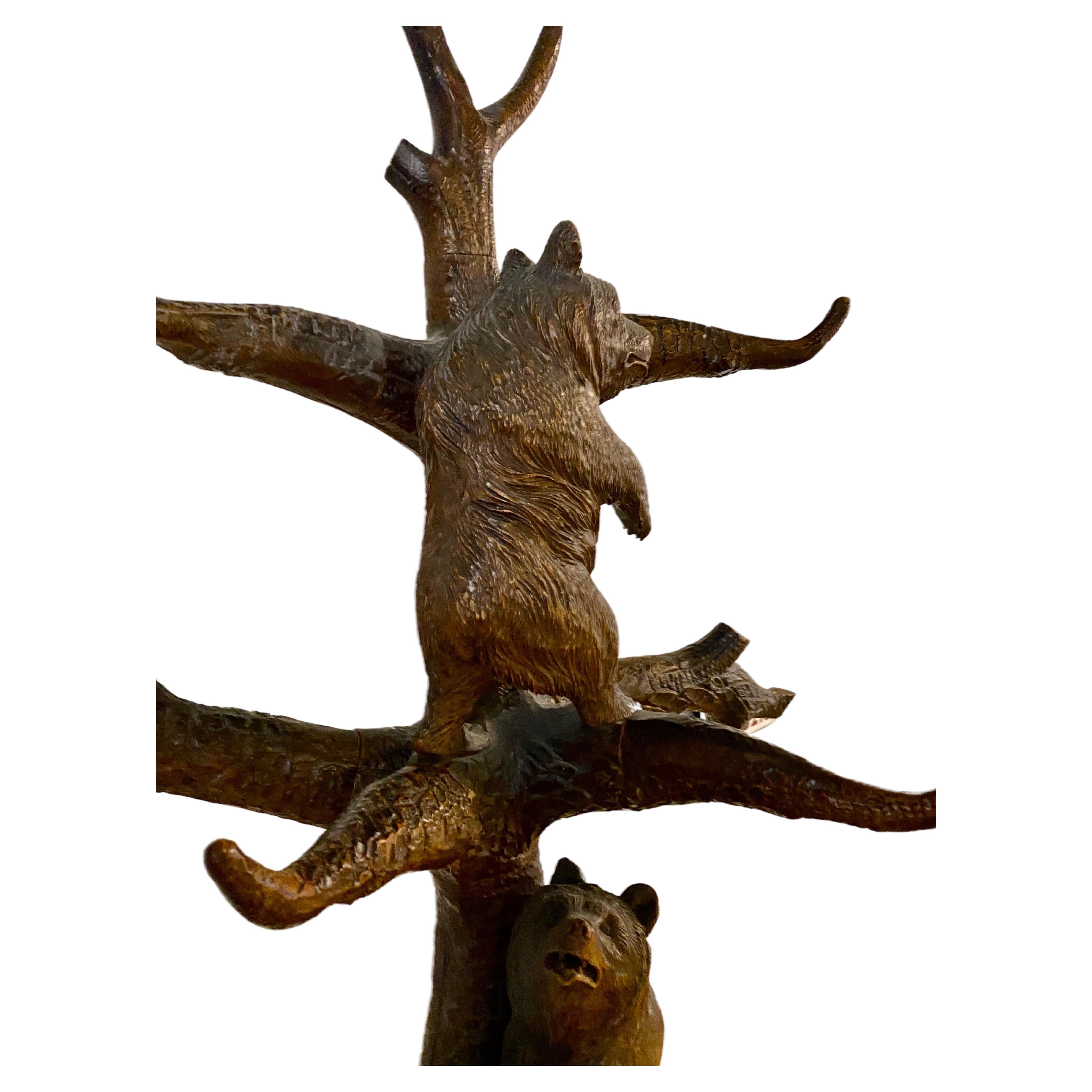 A Large Antique 'Black Forest' carved wood Bear Hall Coat Stick Stand Circa 1880 For Sale 2