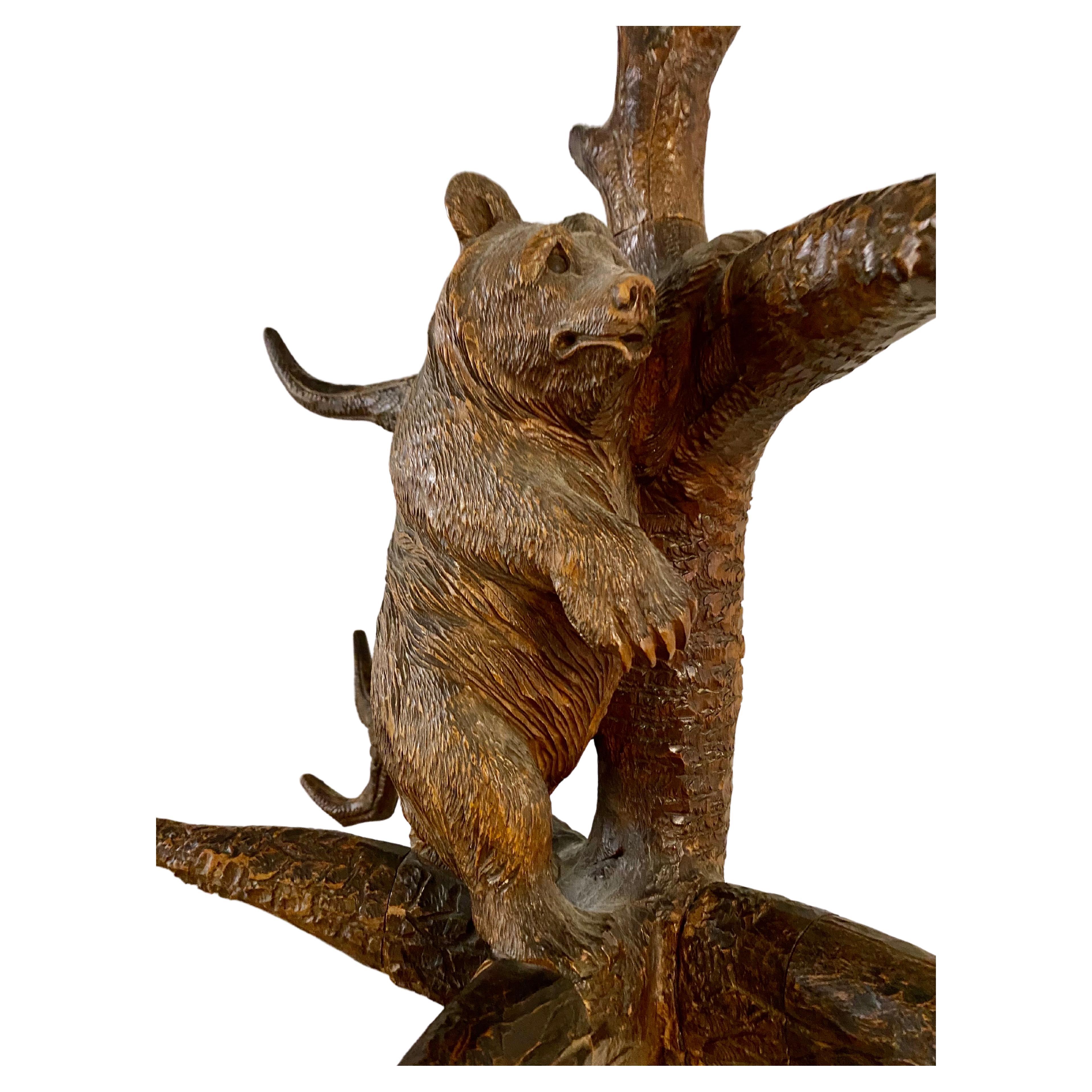 A Large Antique 'Black Forest' carved wood Bear Hall Coat Stick Stand Circa 1880 For Sale 3
