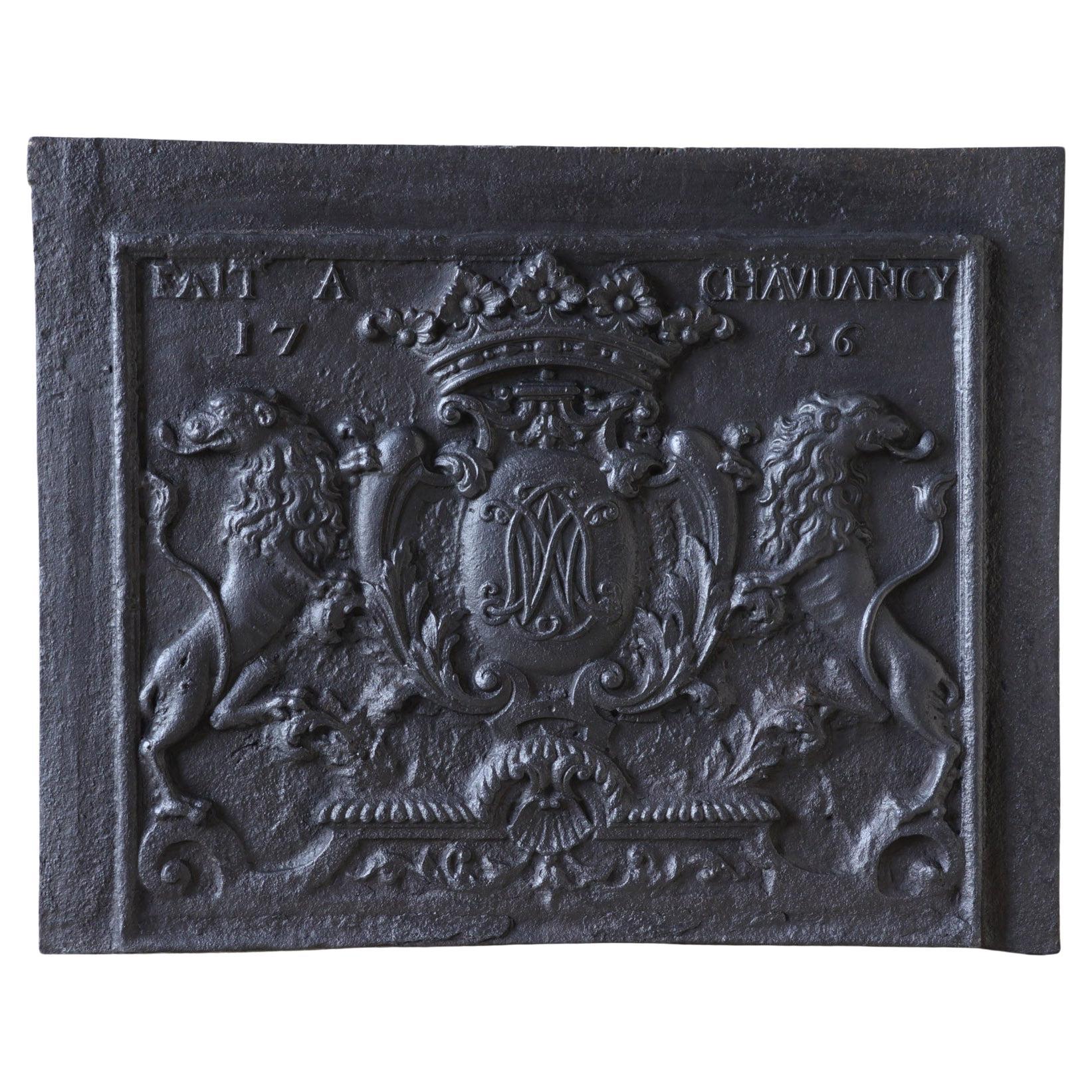 Un grande camino antico in ghisa datato 1736 in vendita