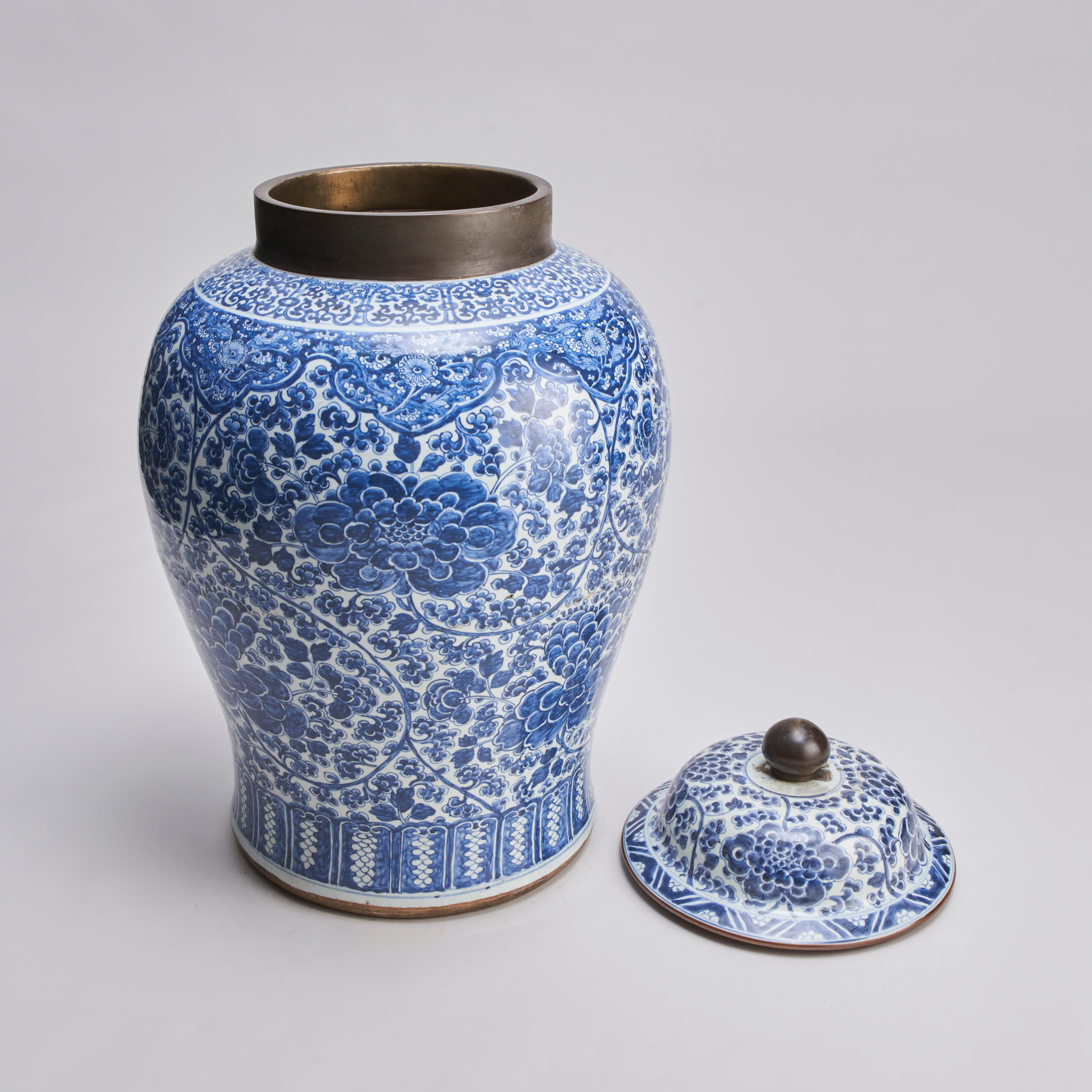 A large, antique Chinese blue and white Temple Jar and cover (18th Century) For Sale 5