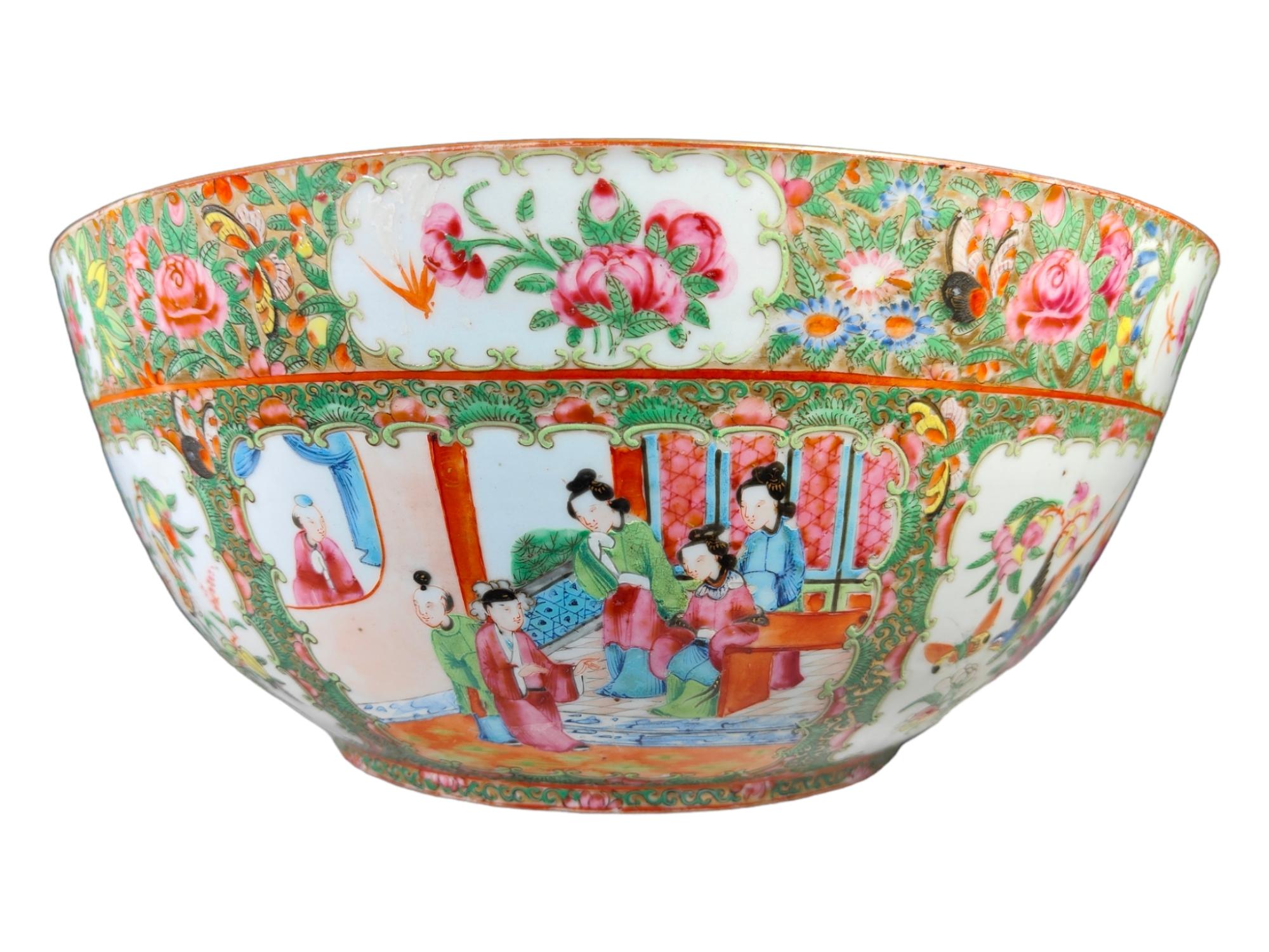 19th Century Large Antique Chinese Porcelain Punch Bowl xix Th For Sale