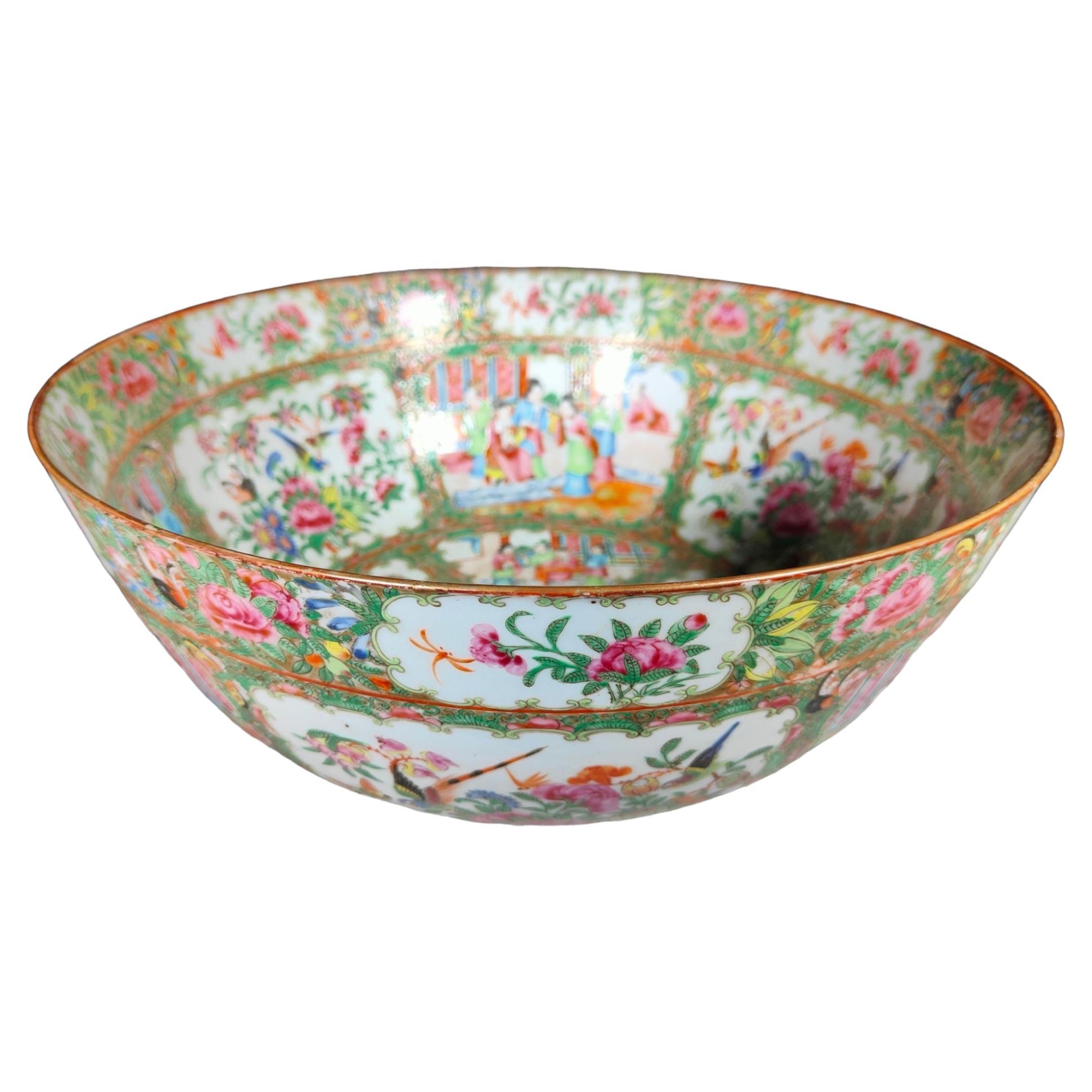 Large Antique Chinese Porcelain Punch Bowl xix Th For Sale