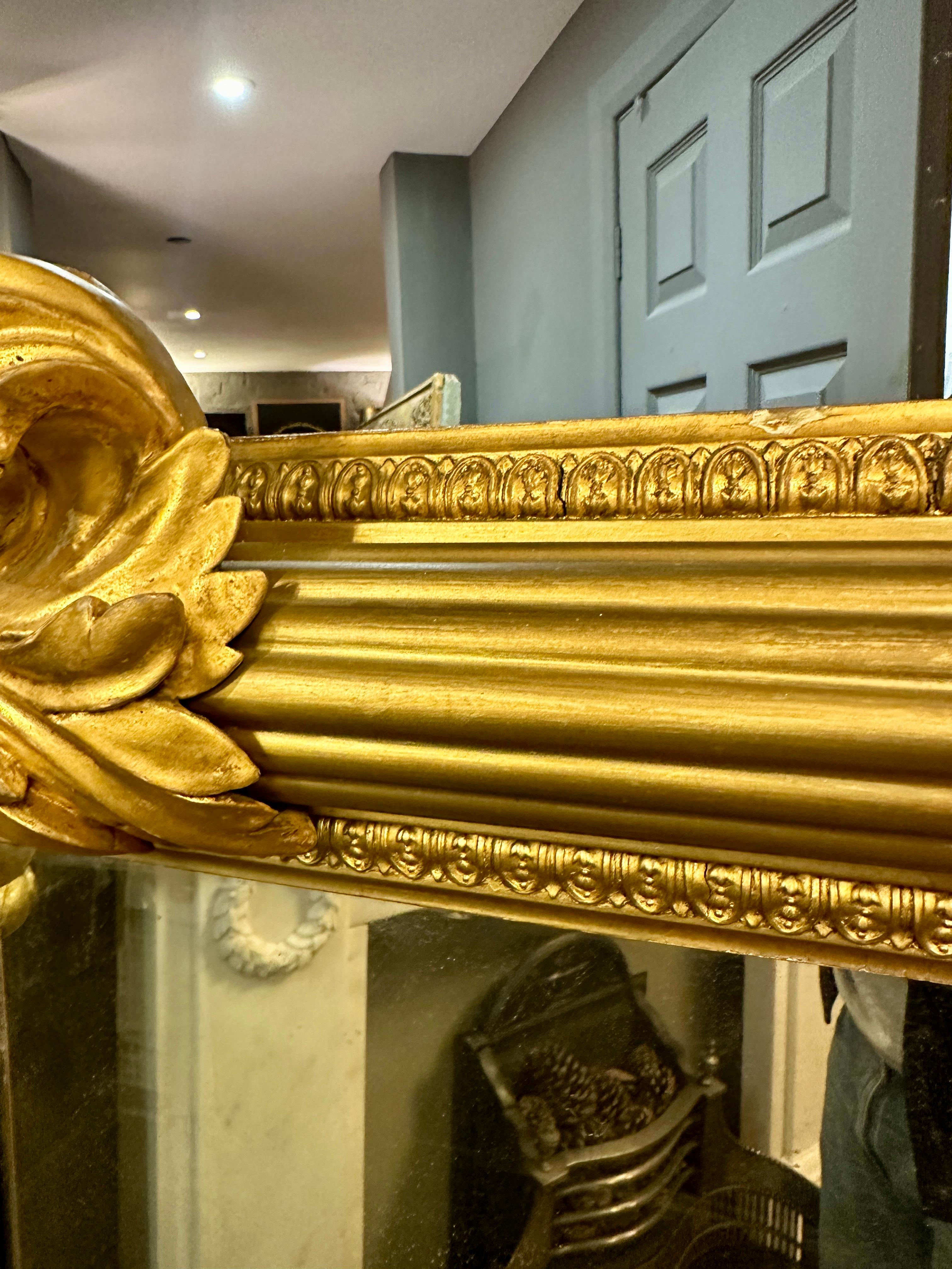 A Large  Antique English Regency Gold Gilt wood Overmantel Mirror In Good Condition In London, GB