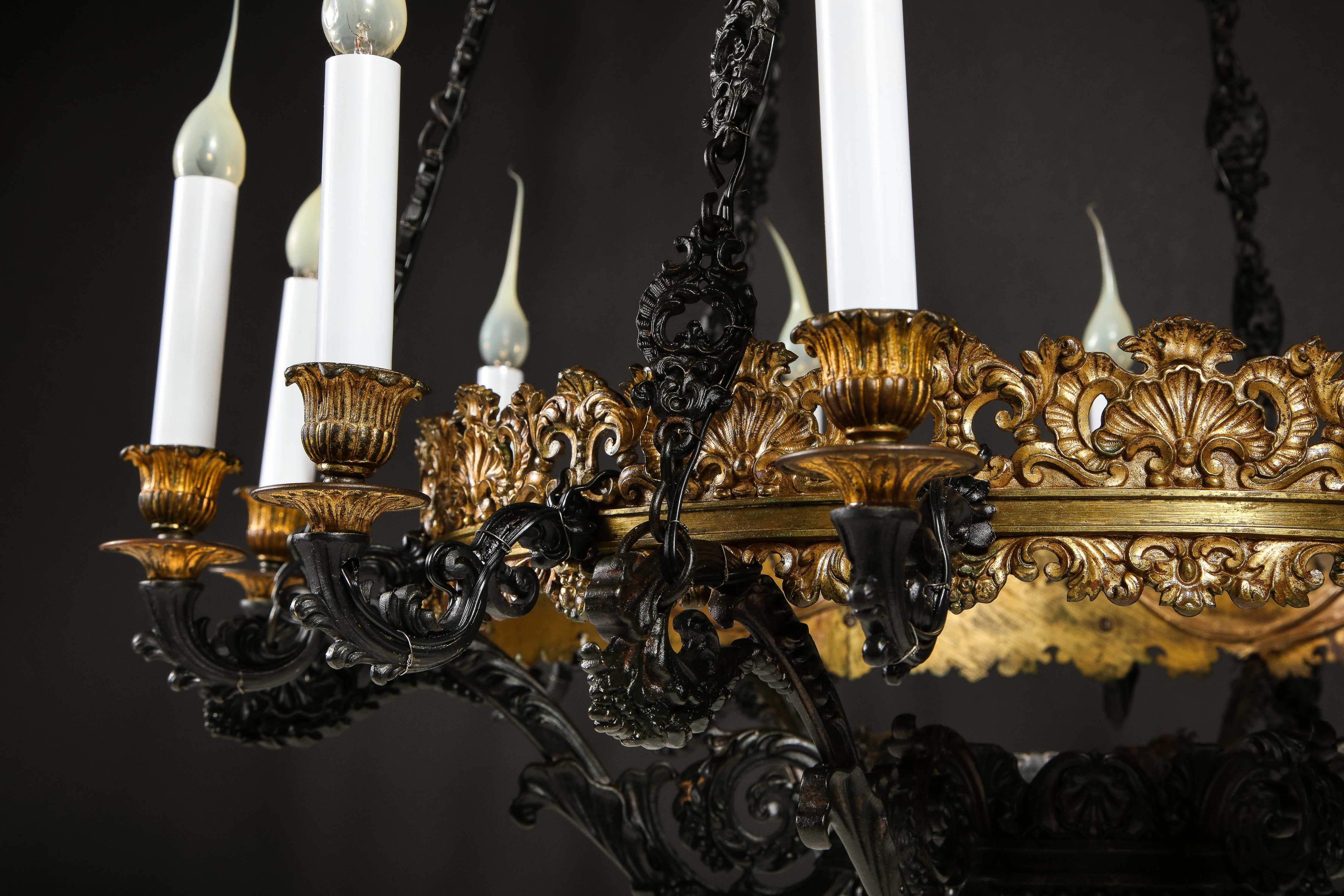 Large Antique French Empire Style Gilt Bronze and Patinated Bronze Chandelier For Sale 5