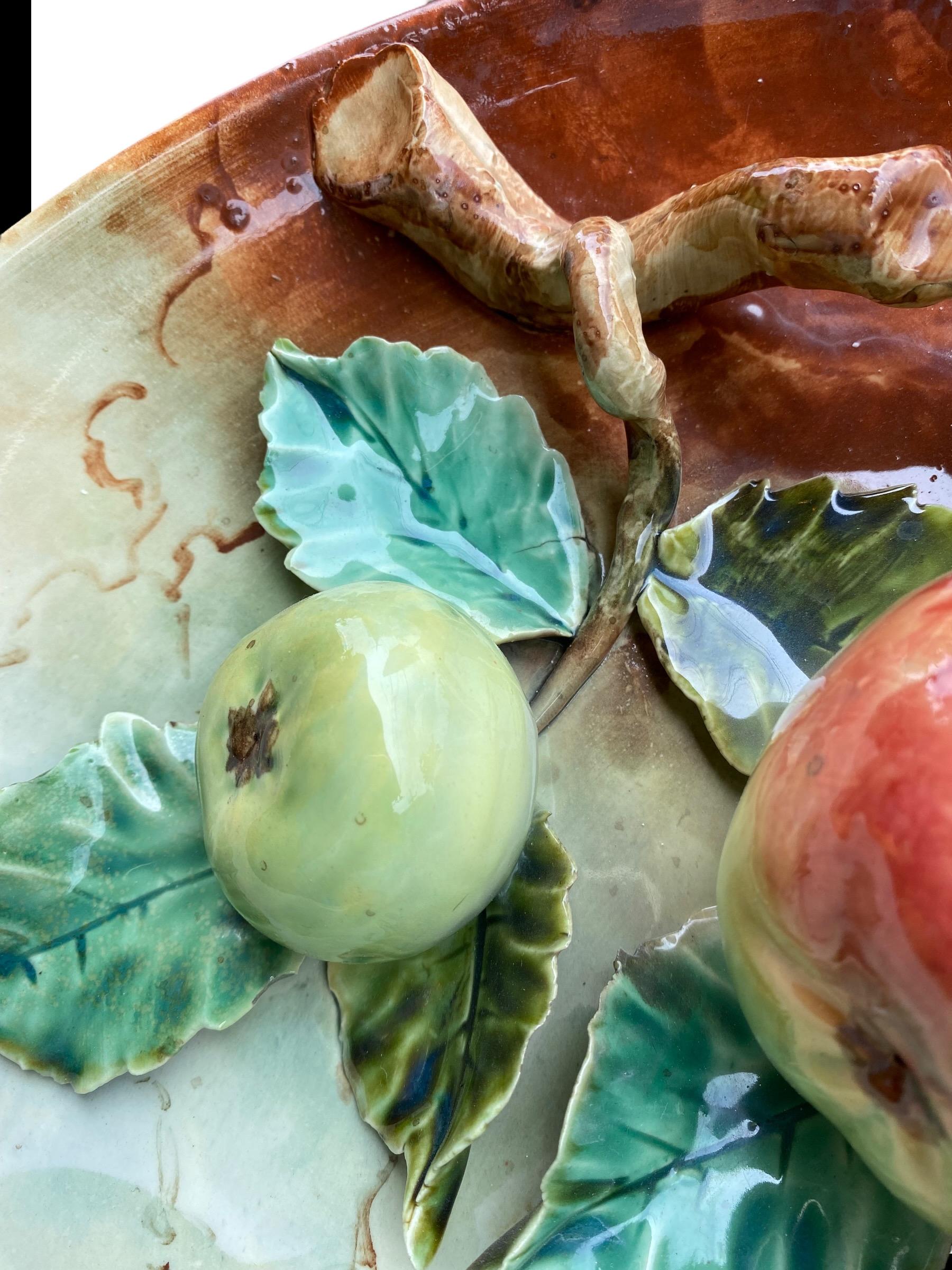 Large Antique French High Relief Majolica Wall Platter of Apples on a Vine In Good Condition For Sale In New Orleans, LA