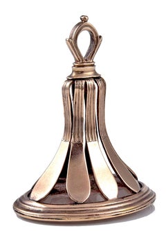 Large Antique Georgian 18 Karat Gold and White Agate Intaglio Fob Seal