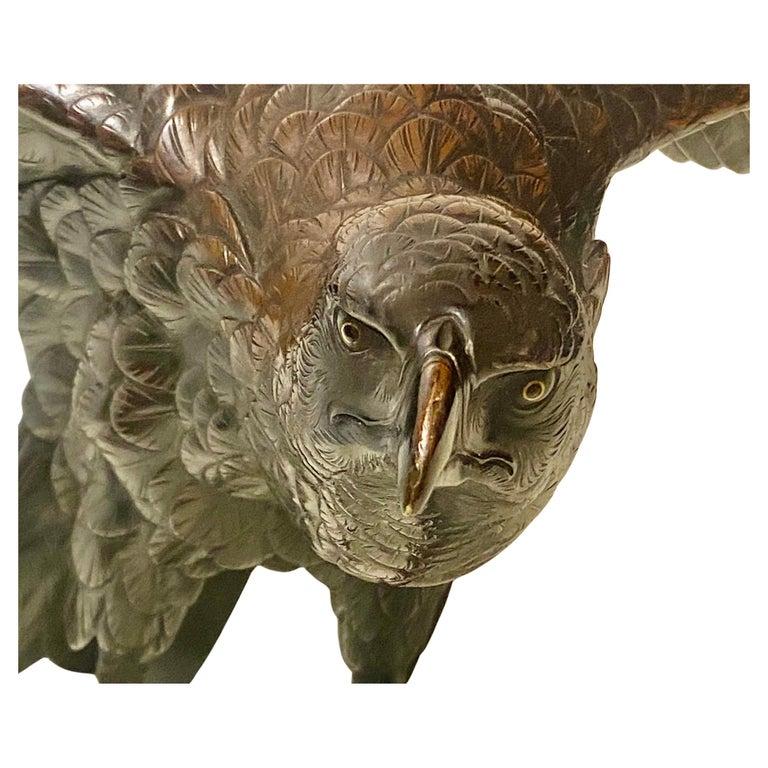 Großer antiker japanischer Bronze-Holzsockel mit Adlerwurzelholzsockel aus der Meiji-Periode, signiert Gyoko 36