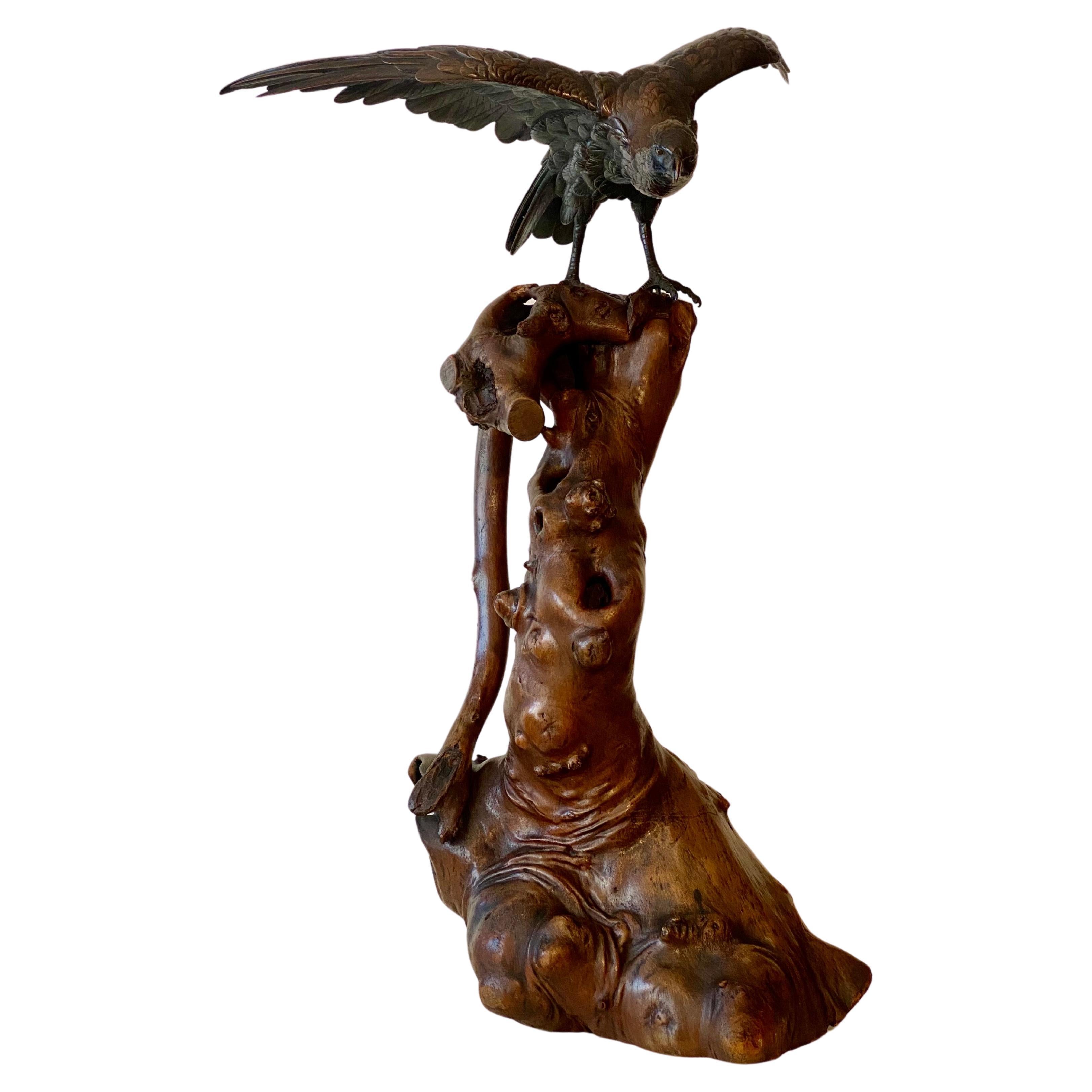 Großer antiker japanischer Bronze-Holzsockel mit Adlerwurzelholzsockel aus der Meiji-Periode, signiert Gyoko 36"