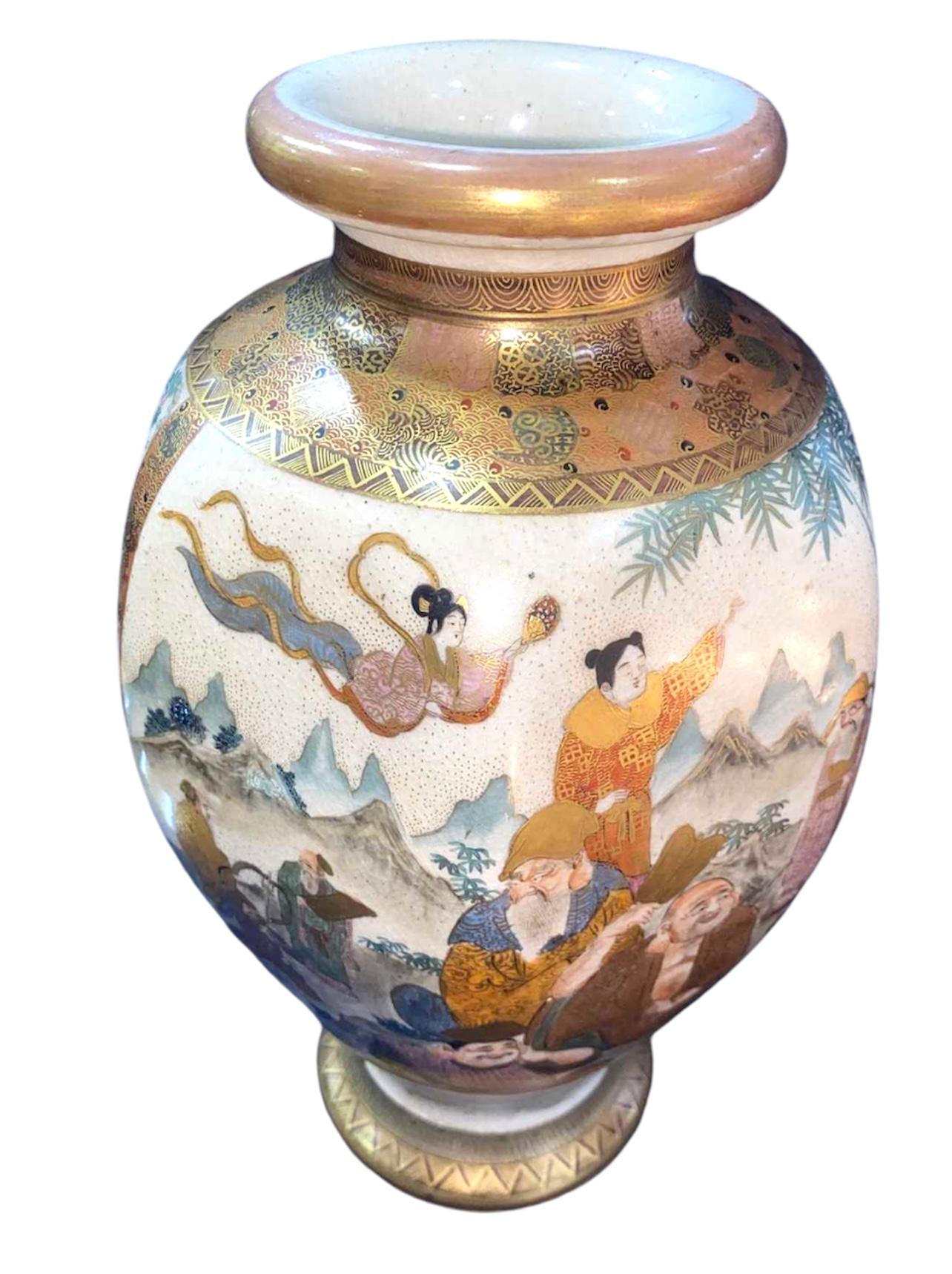 Un grand vase japonais ancien Satsuma, signé par Kitamura. L'ère Meiji en vente 13
