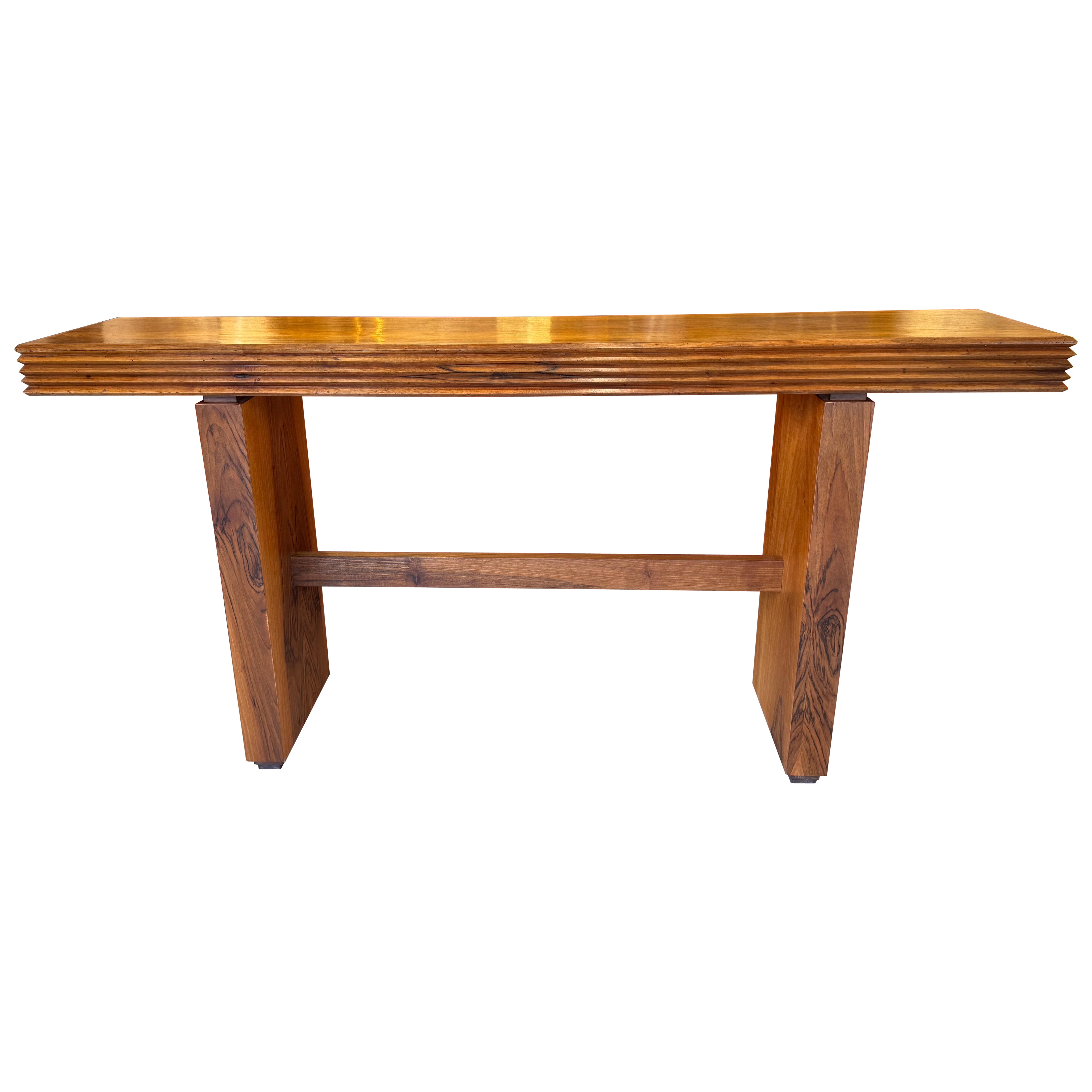 Una gran consola de nogal de diseño arquitectónico de Giovanni Michelucci en venta