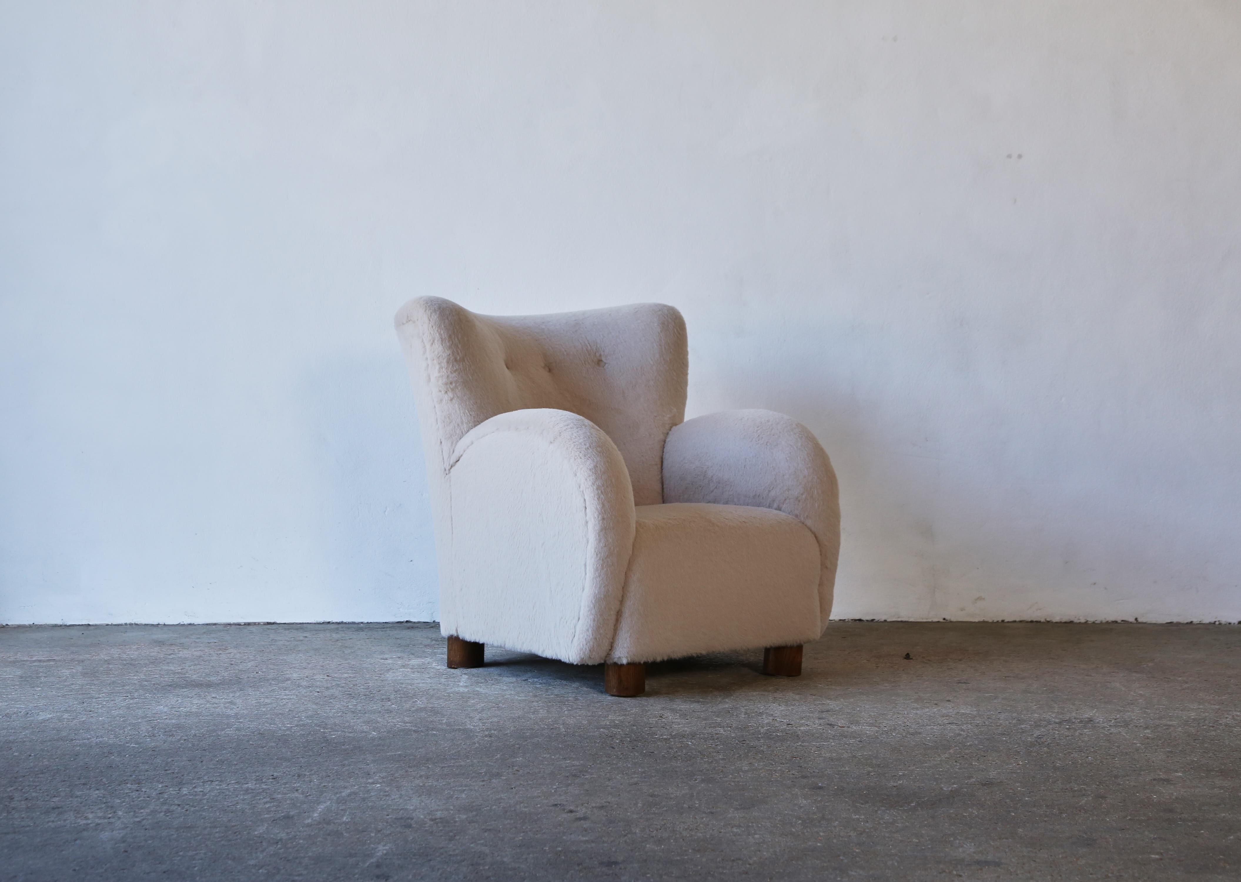 Grand fauteuil, retapissé en pure laine d'alpaga, Danemark, années 1950 en vente 5