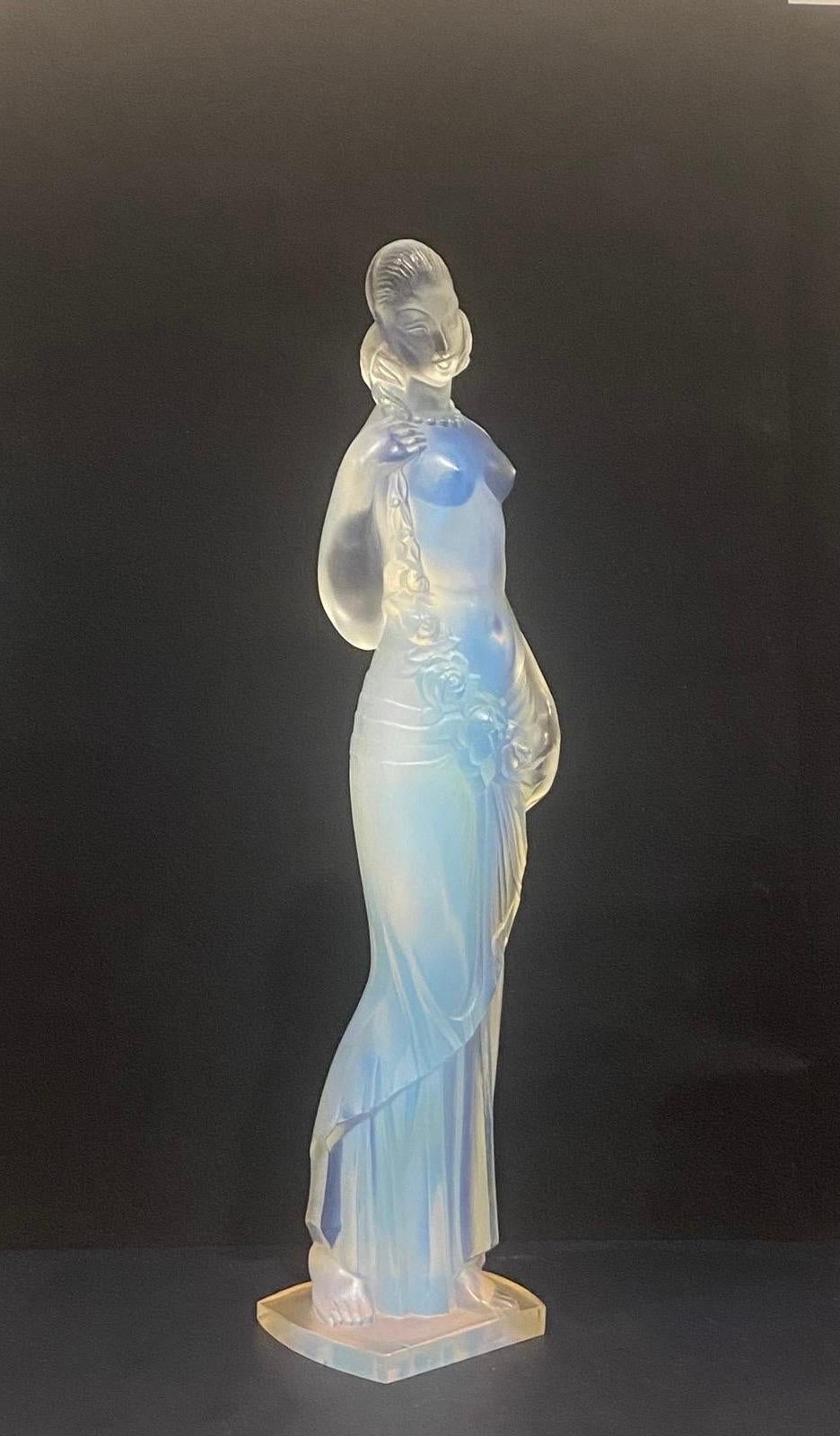 Grande statuetta Cariatide in vetro Art déco di Marius-Ernest Sabino (1878-1961) in vendita 3