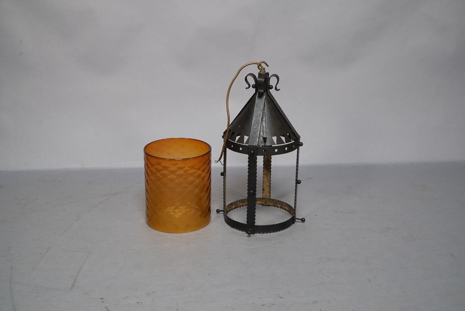 A Large Arts and Crafts Iron Lantern Retaining the Original Dappled Amber Shade. For Sale 2