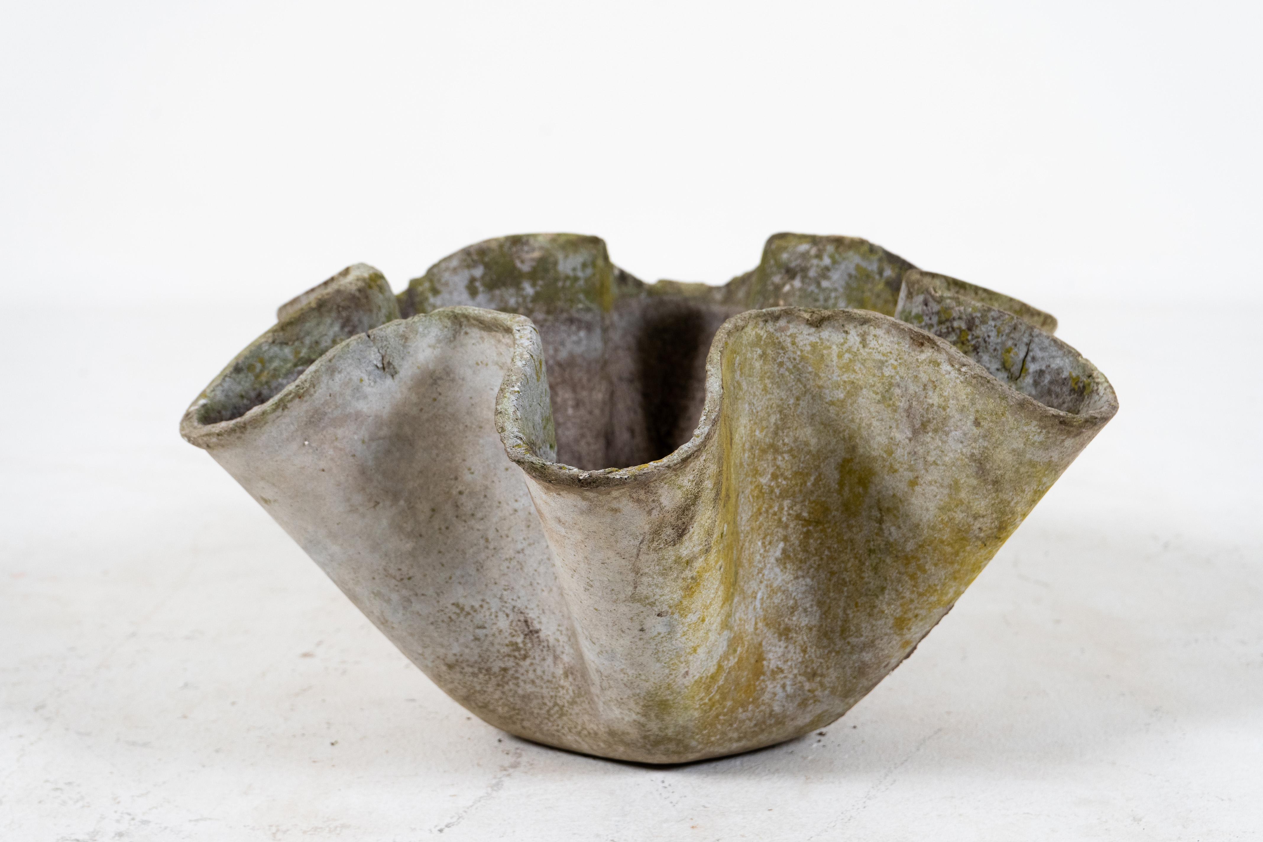 A Large Biomorphic Planter by Willy Guhl, Switzerland, c.1960 For Sale 3