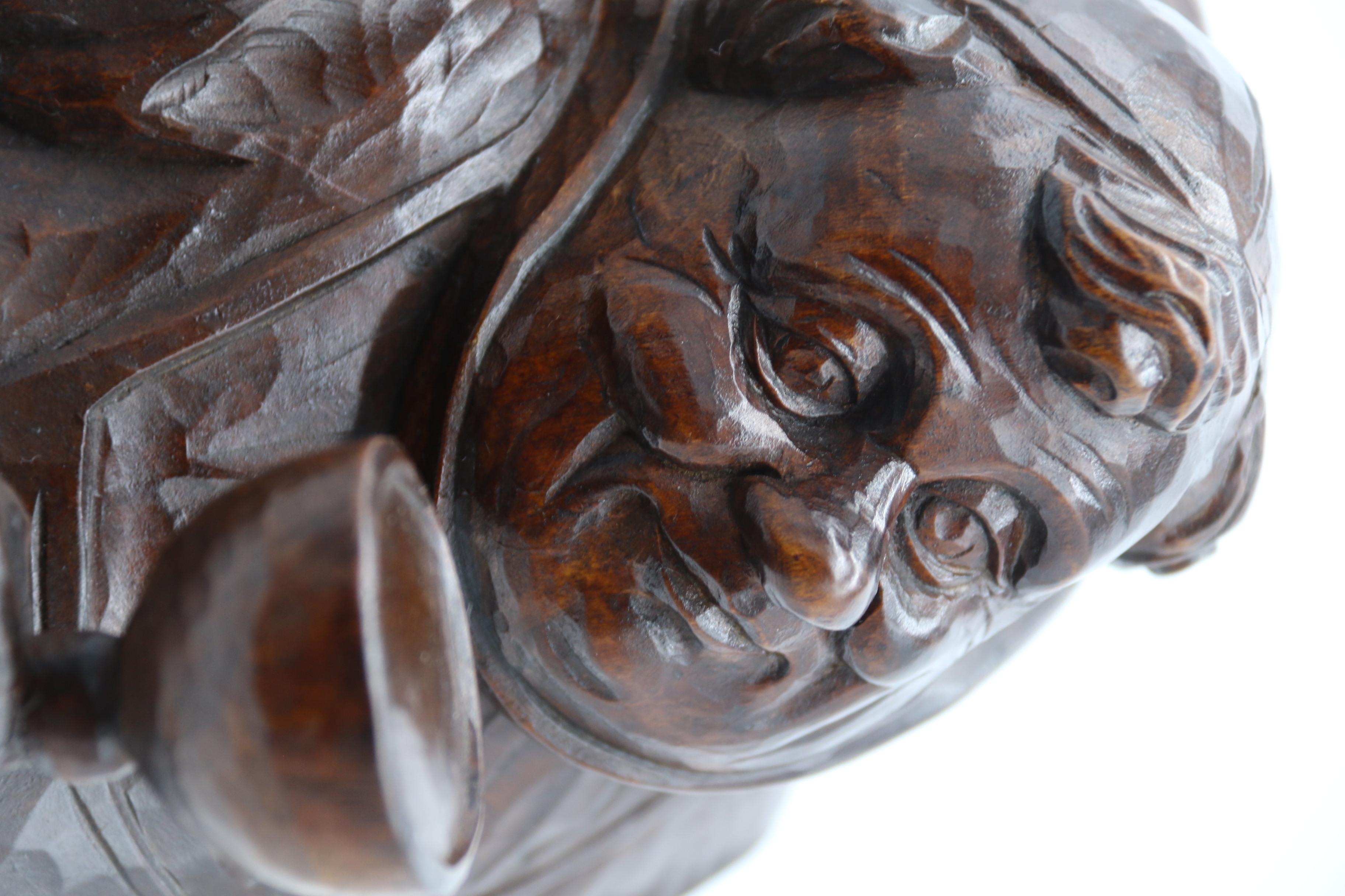 A Large Black Forest carved limewood study of a monk, Swiss, circa 1900 For Sale 5