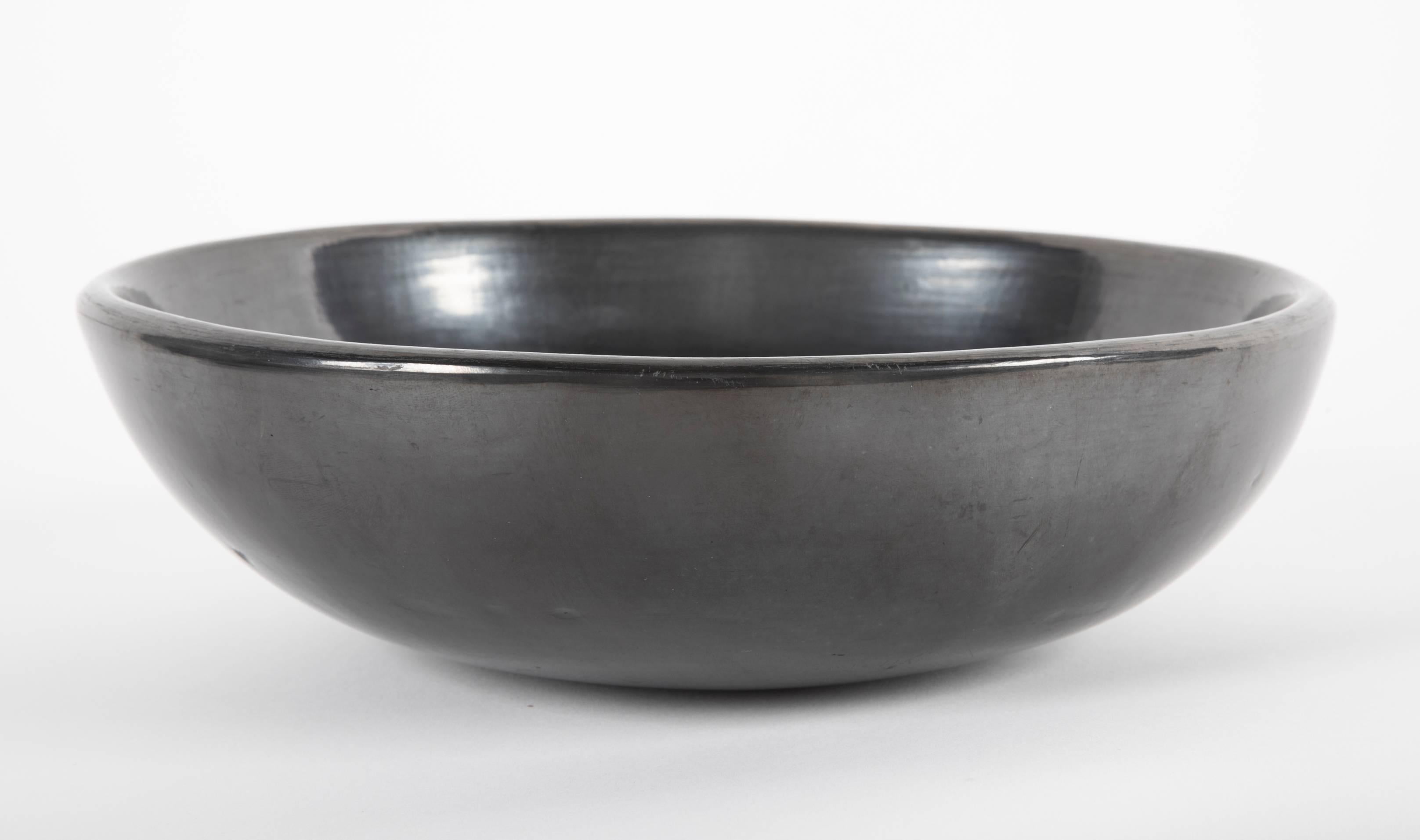 Native American Large Blackware Bowl by Santana and Adam Martinez 'San Ildefonso' For Sale