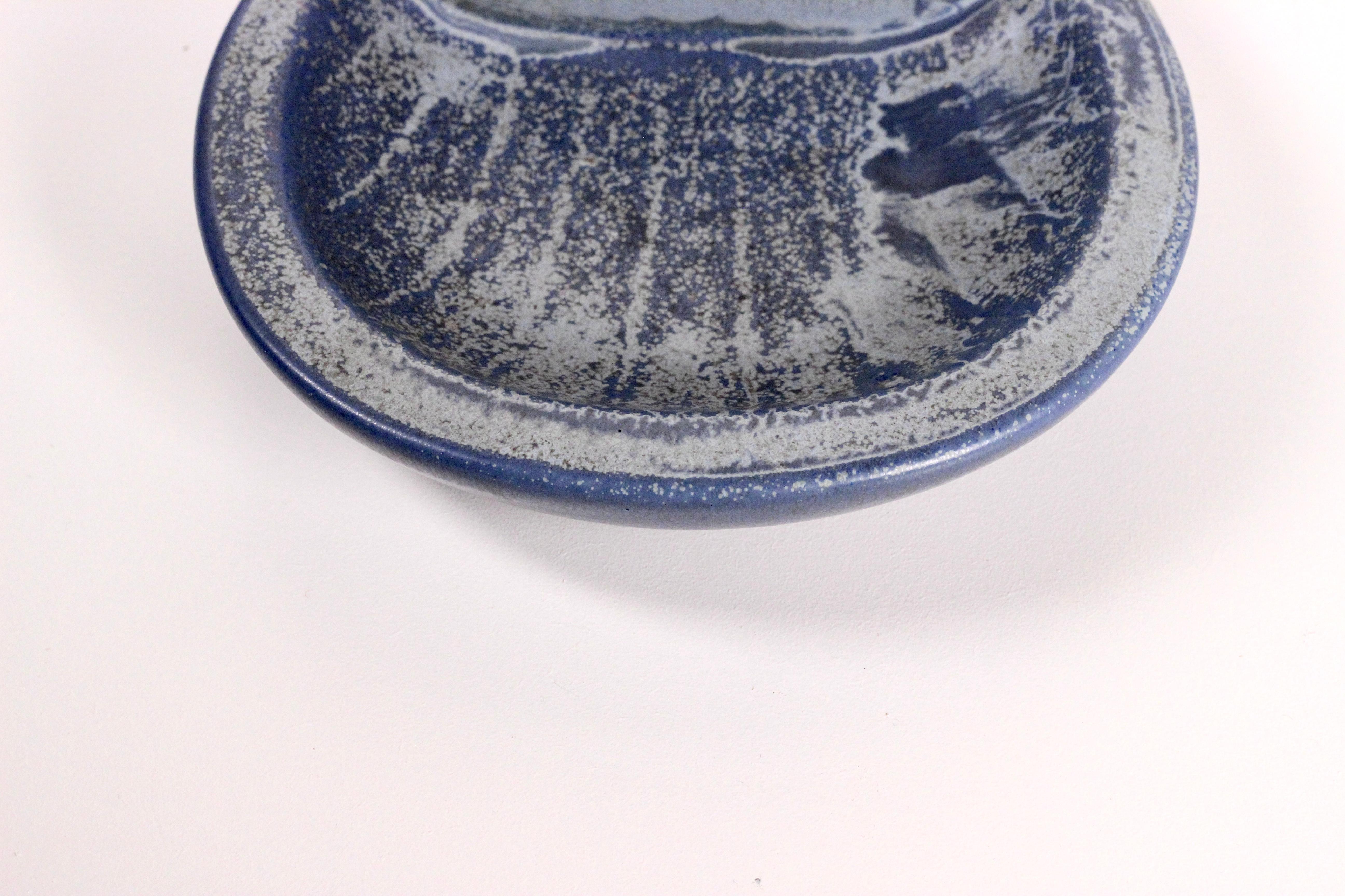 Scandinavian Modern A large blue ashtray by Rörstrand, Sweden, 1950s. Designed by Gunnar Nylund For Sale