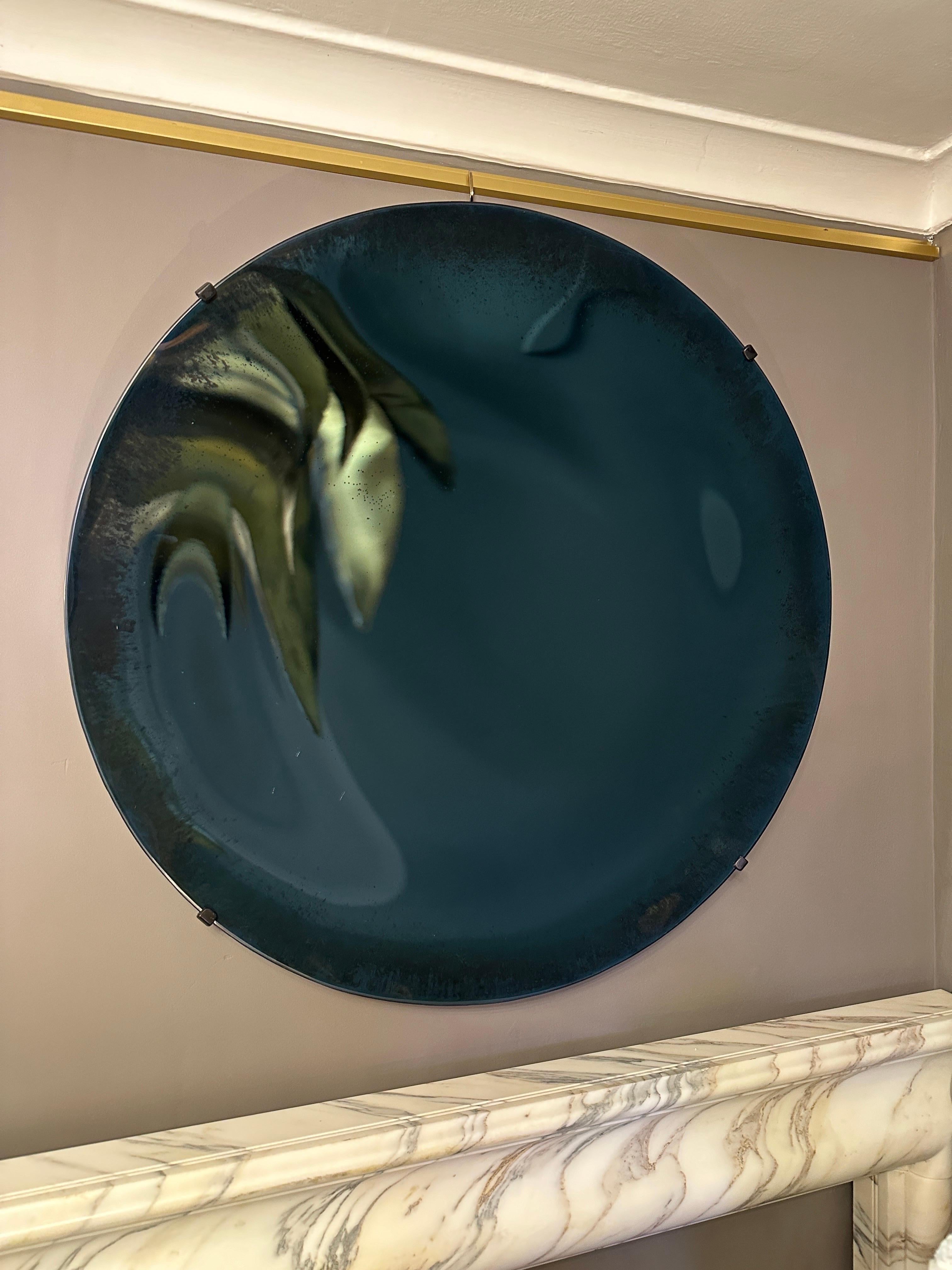 Miroir Grand mirroir concave bleu  en vente