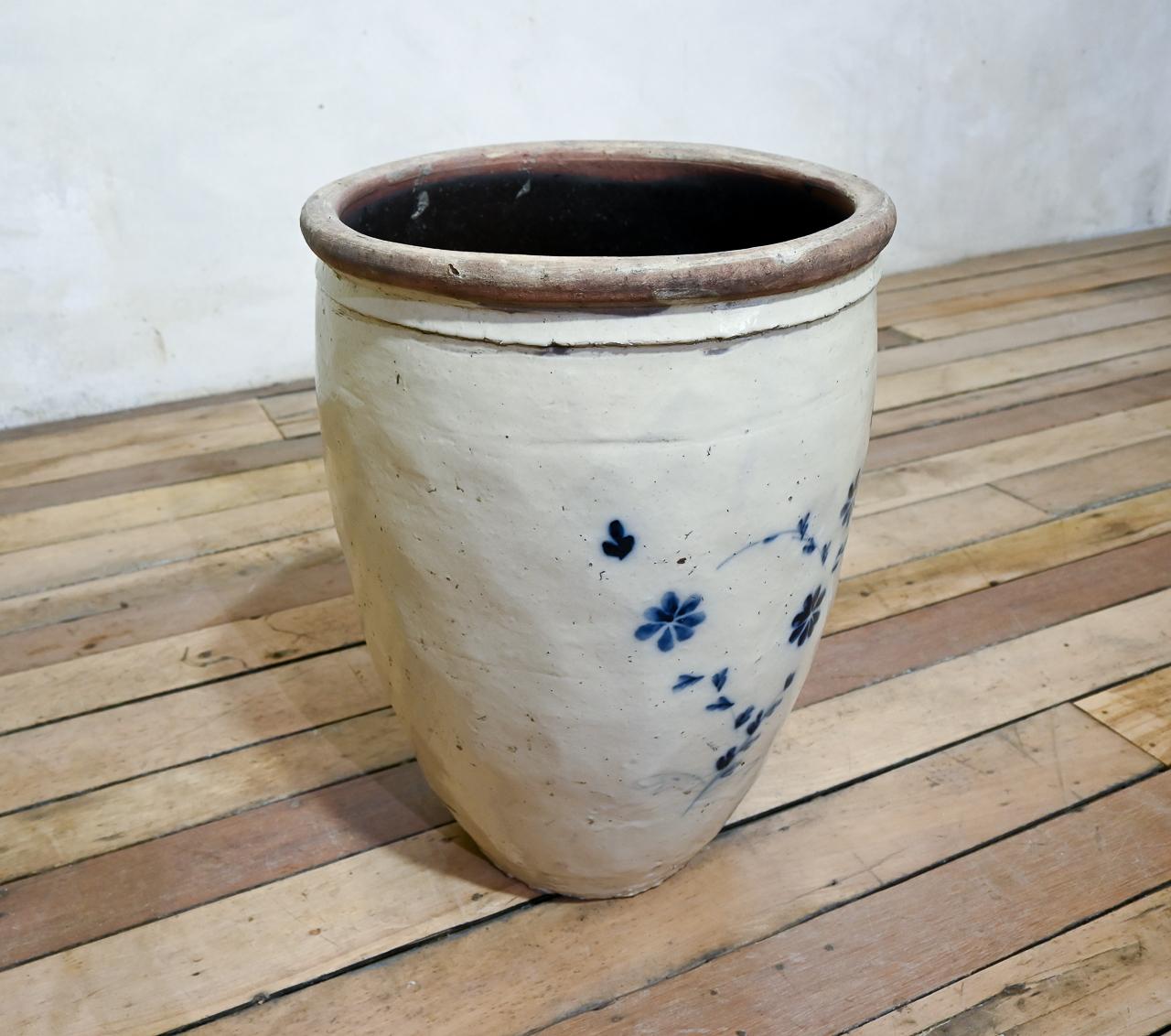 Large Ming Dynasty Cizhou Wear Ovoid Ceramic Planter - Vessel For Sale 10
