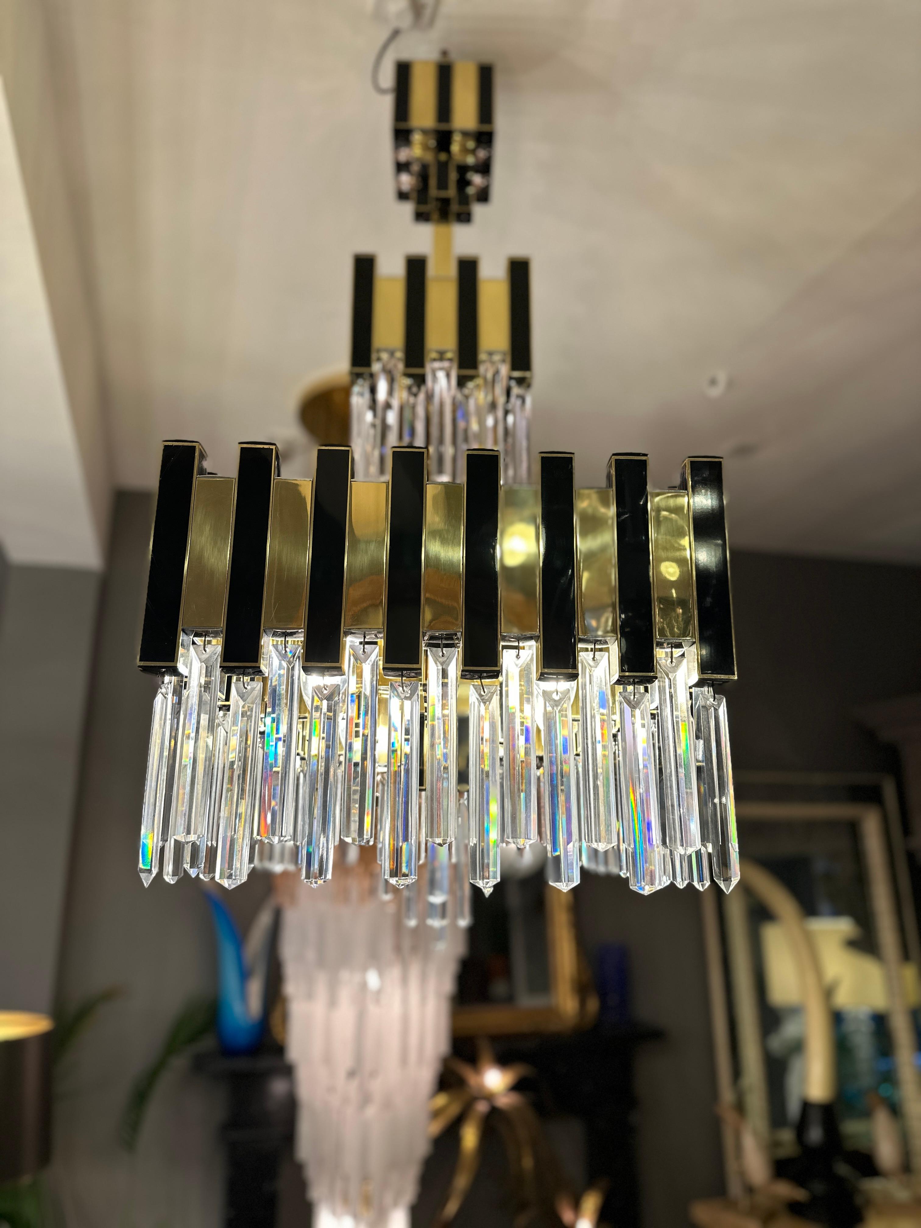 A large Brass and Crystal Chandelier By Willy Rizzo For BD Lumica  For Sale 13