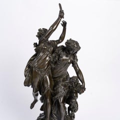 Eine große Bronzeskulptur auf einem Marmorsockel, signiert von Clodion, aus der Zeit Napoleons III.