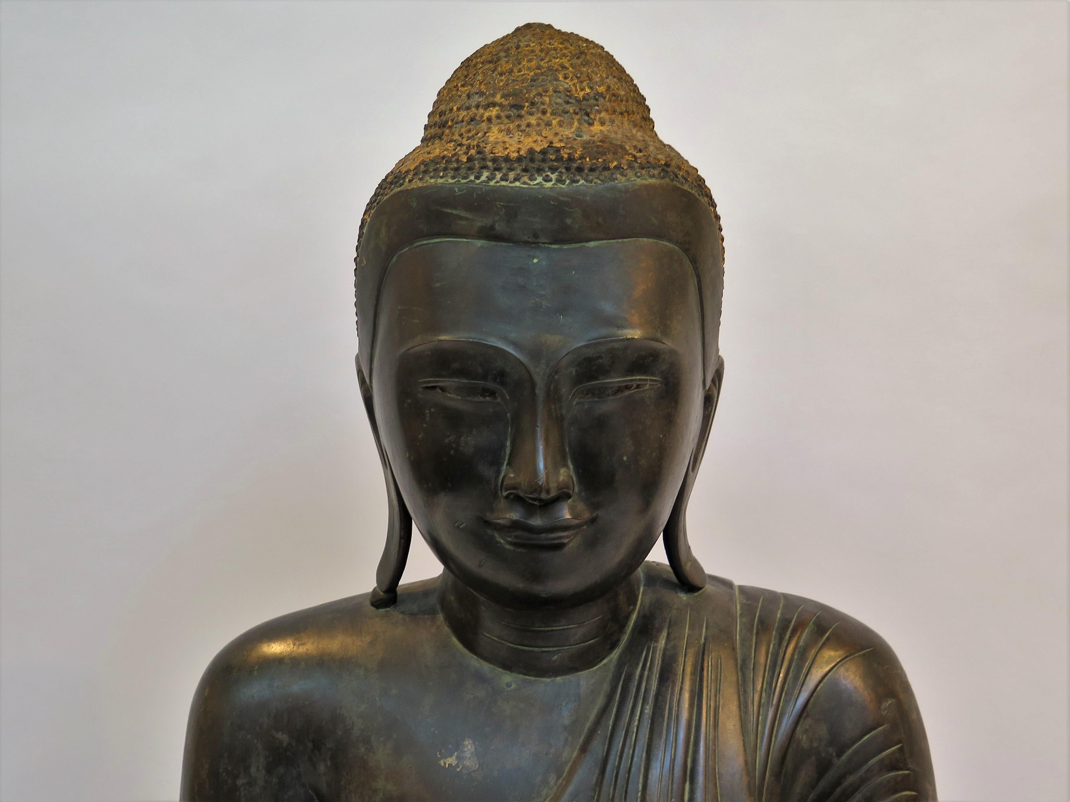Large Bronze Sculpture of Seated Buddha, Burma 6