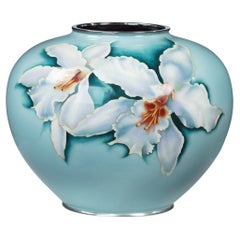 Grand vase japonais en cloisonné bleu bulbeux