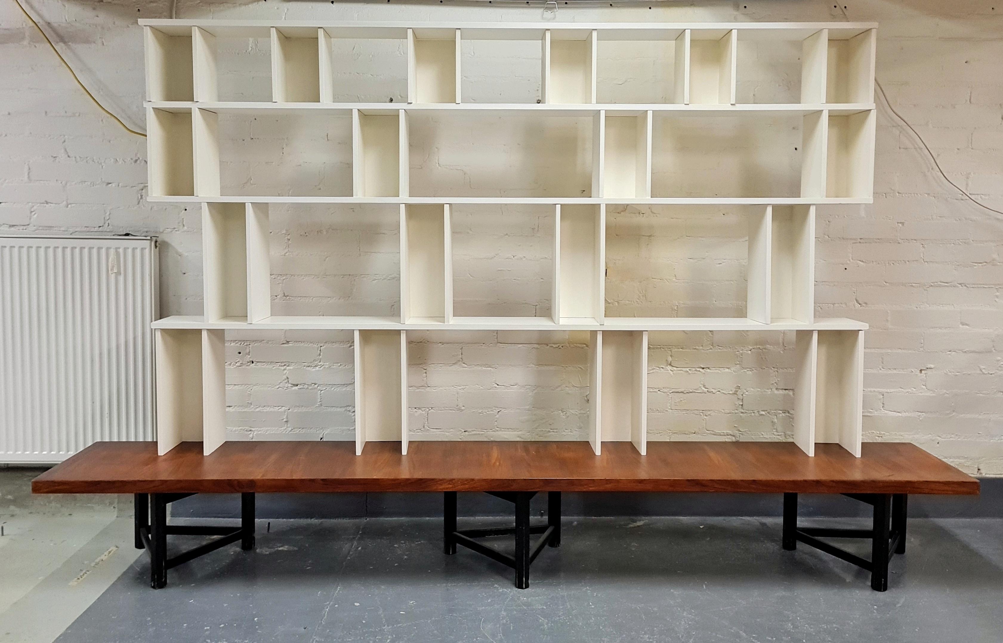 Mid-20th Century A Large Carl-Gustaf Hiort af Ornäs White Välipala Modular Shelf Unit, HMN 1950s For Sale
