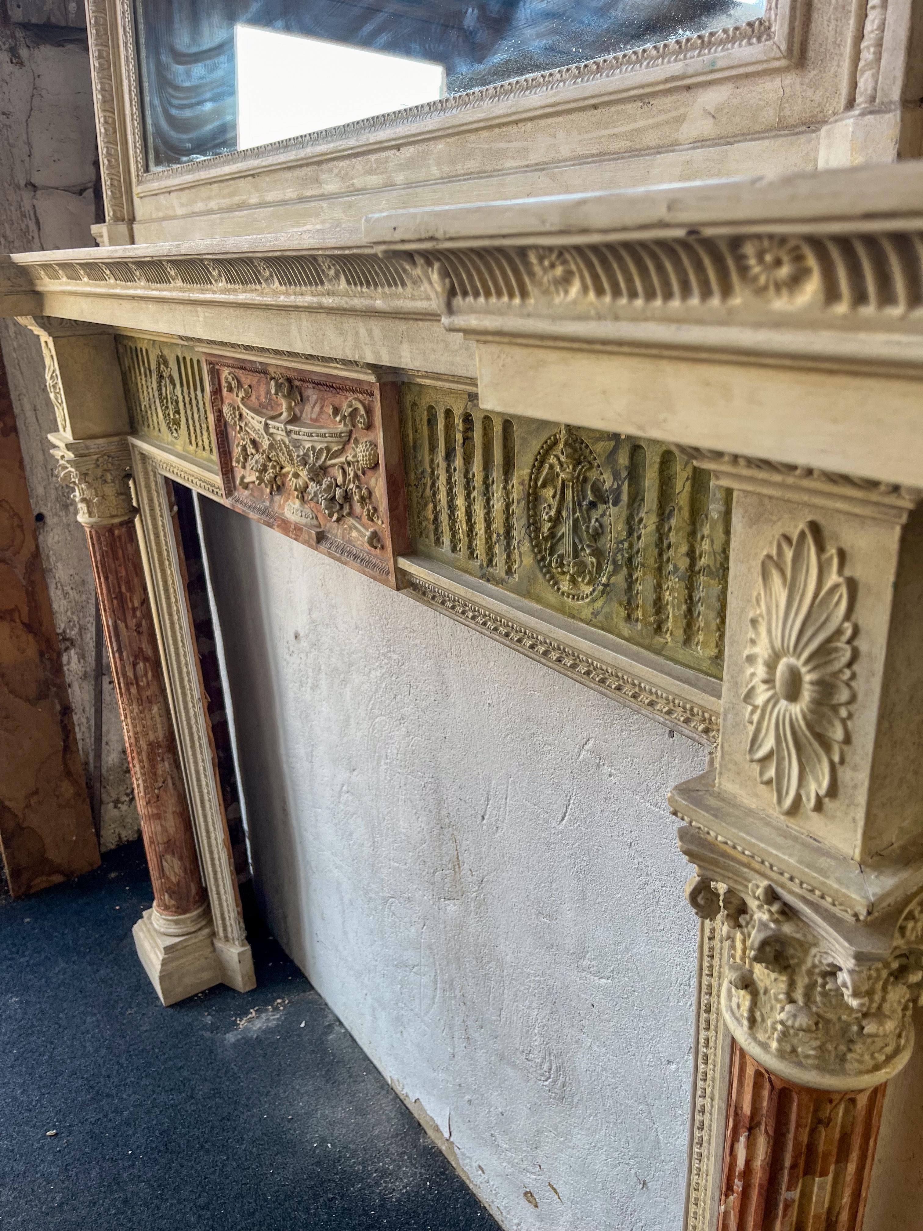 Grande cheminée sculptée en bois et gesso de Gillows of London & Lancaster Bon état - En vente à Southall, GB