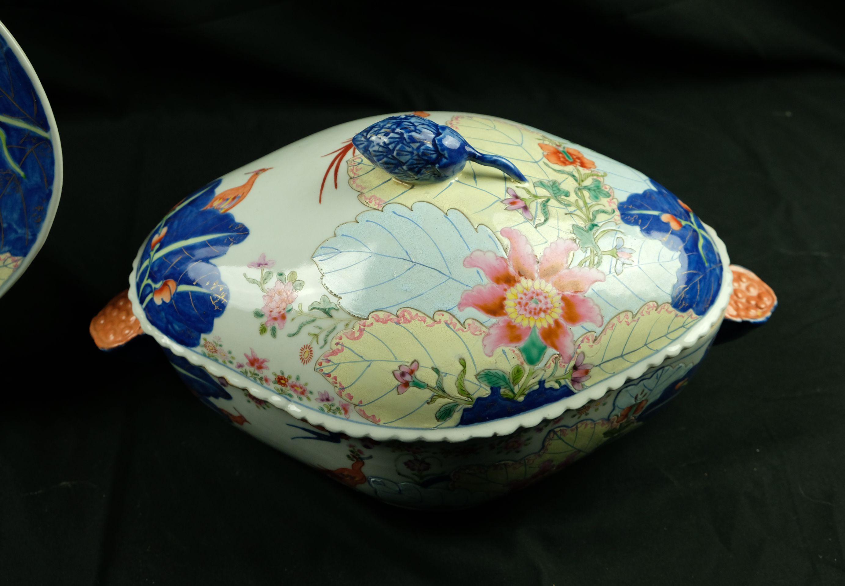 Hand-Painted Large Chinese Antique Famille Rose Tobacco Leaf Porcelain Tureen & Platter