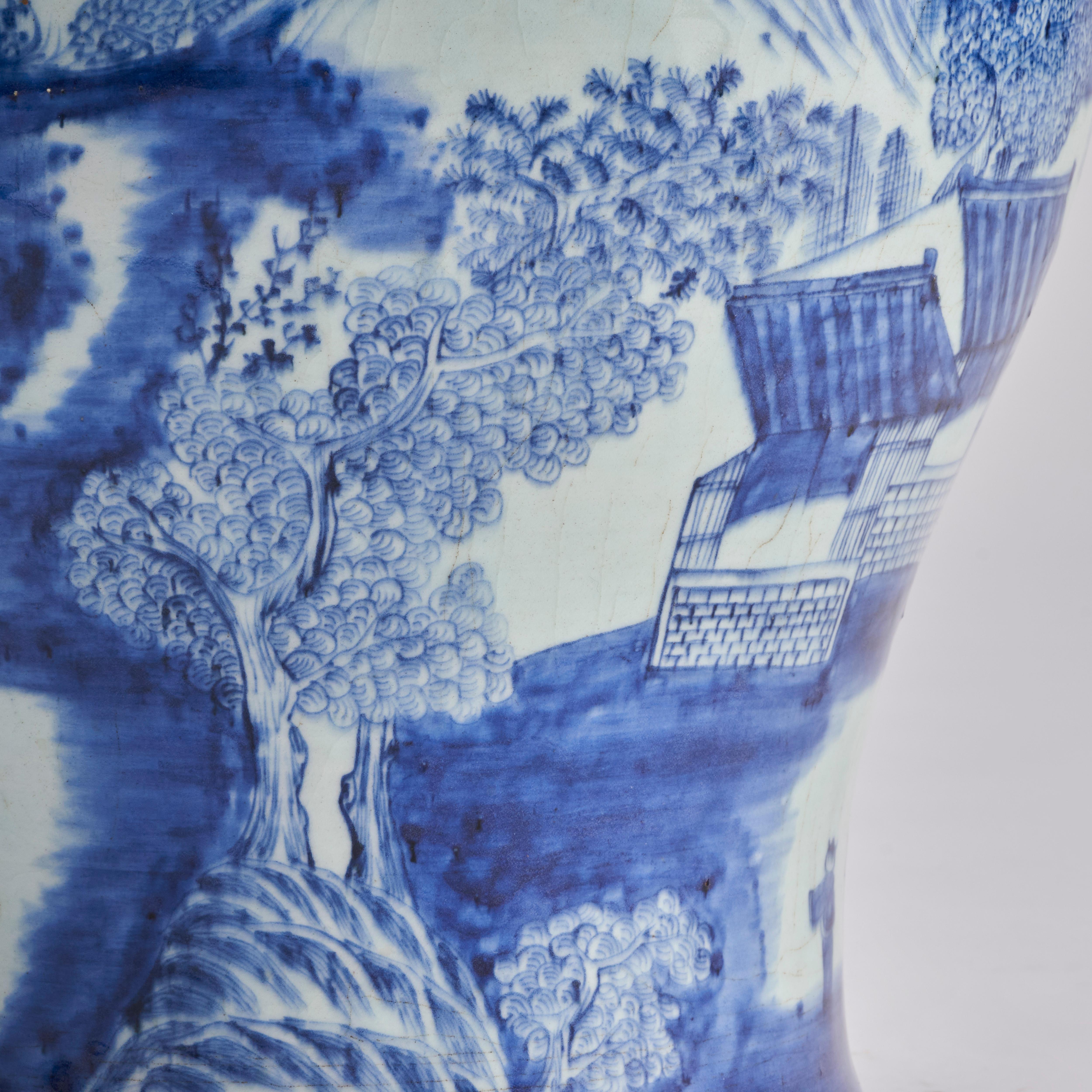 A large, Chinese porcelain Blue and White Temple jar and cover (18th Century) For Sale 5