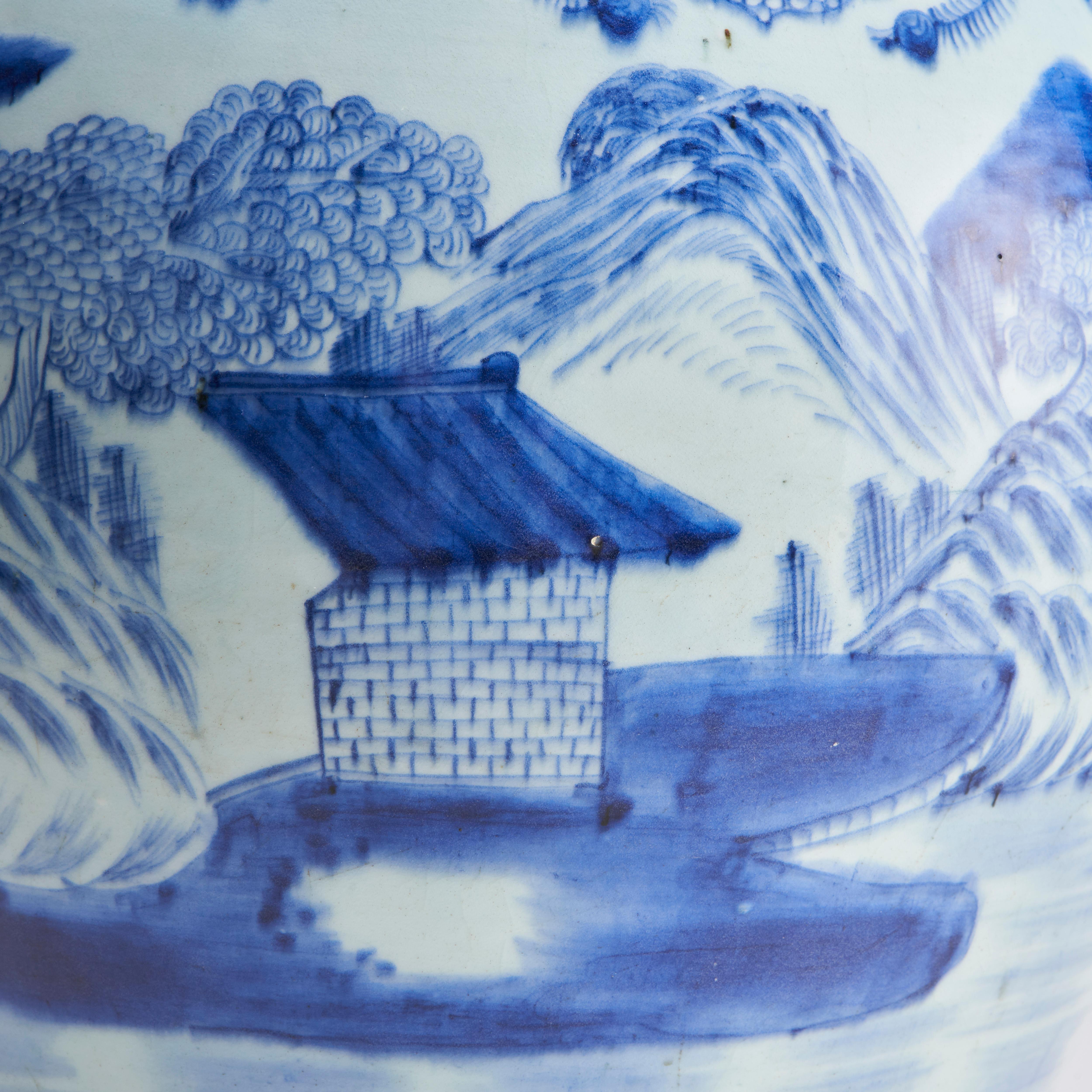 A large, Chinese porcelain Blue and White Temple jar and cover (18th Century) For Sale 3