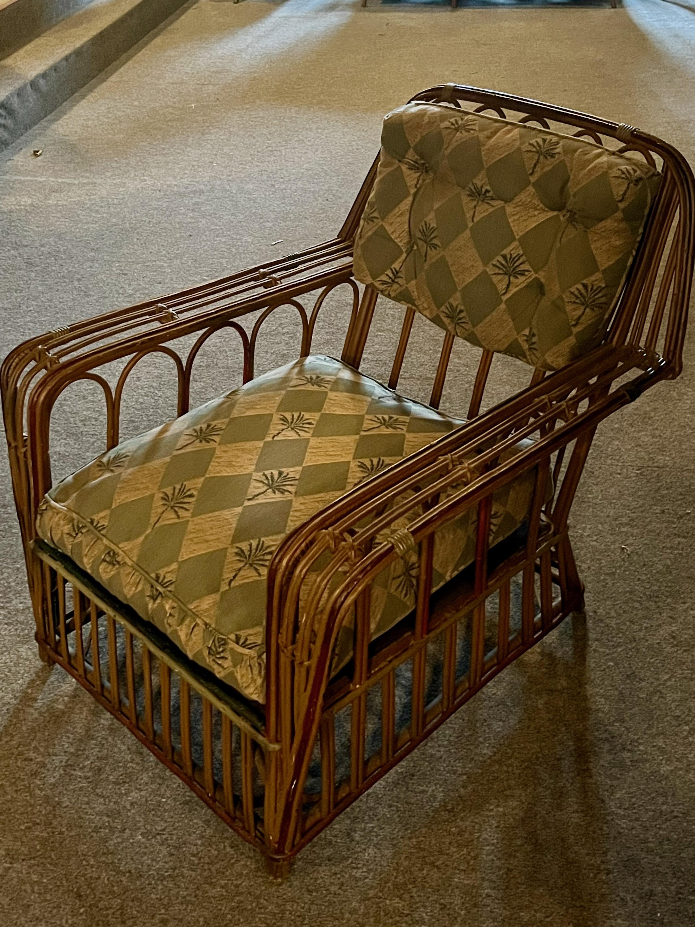 Una gran comodidad  Sillón de ratán estilo Art Déco en Bueno estado para la venta en Nashua, NH