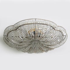 Grand plafonnier en verre taillé