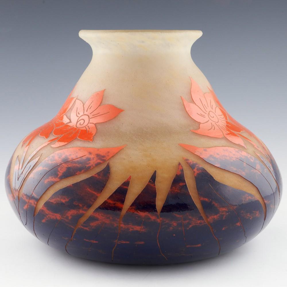French A Large Degue Cameo Glass Vase, c1930 For Sale