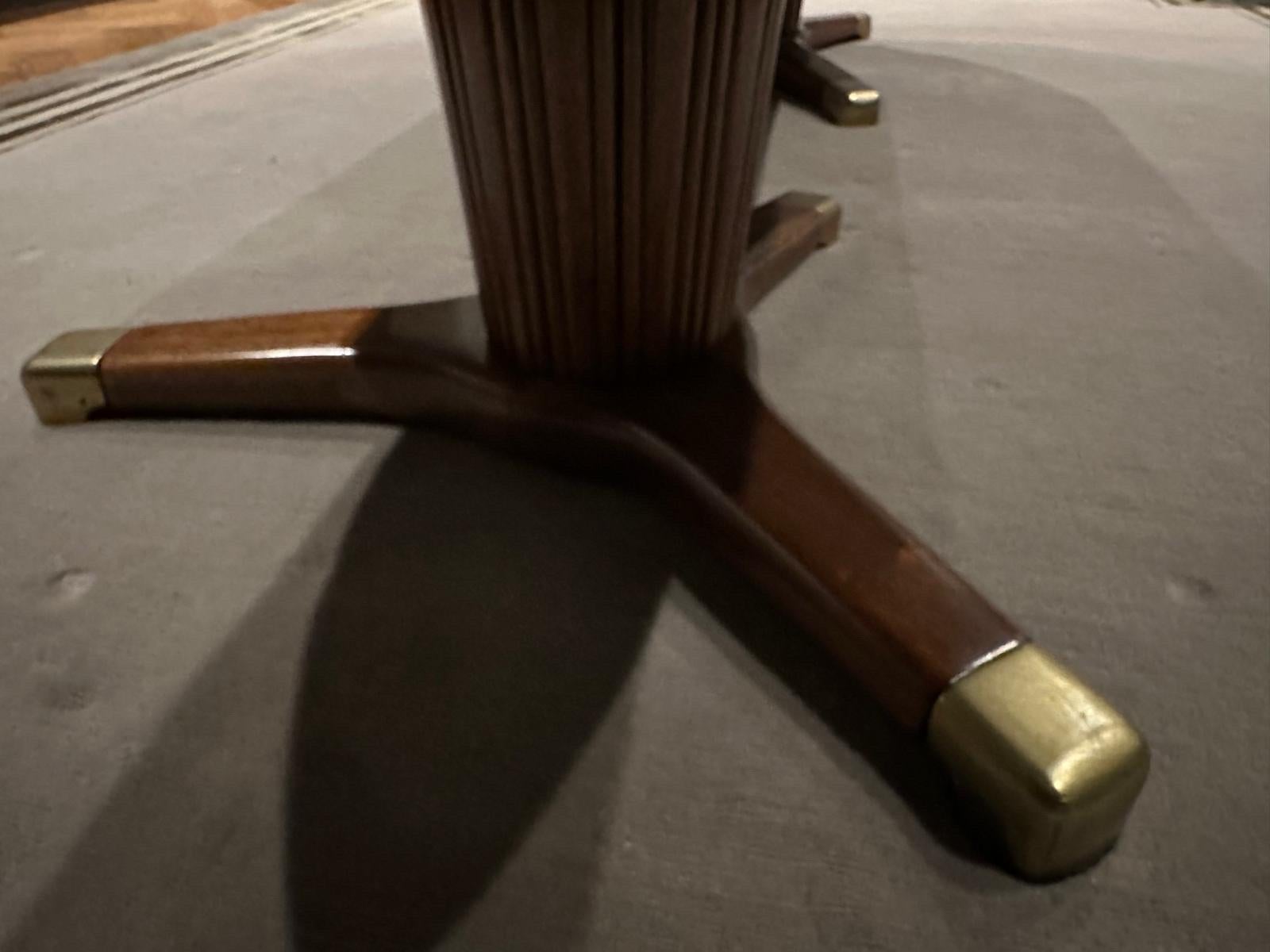 Une grande table à manger de Melchiore Bega en vente 3