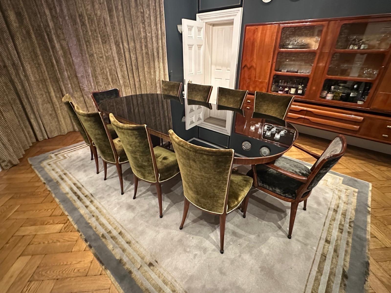 Laiton Une grande table à manger de Melchiore Bega en vente