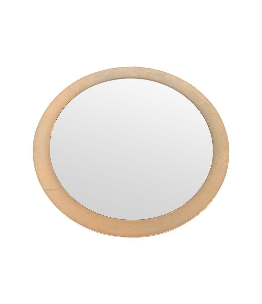 A large dusty pink concave framed circular mirror in the Style of Max Ingrand For Sale 8