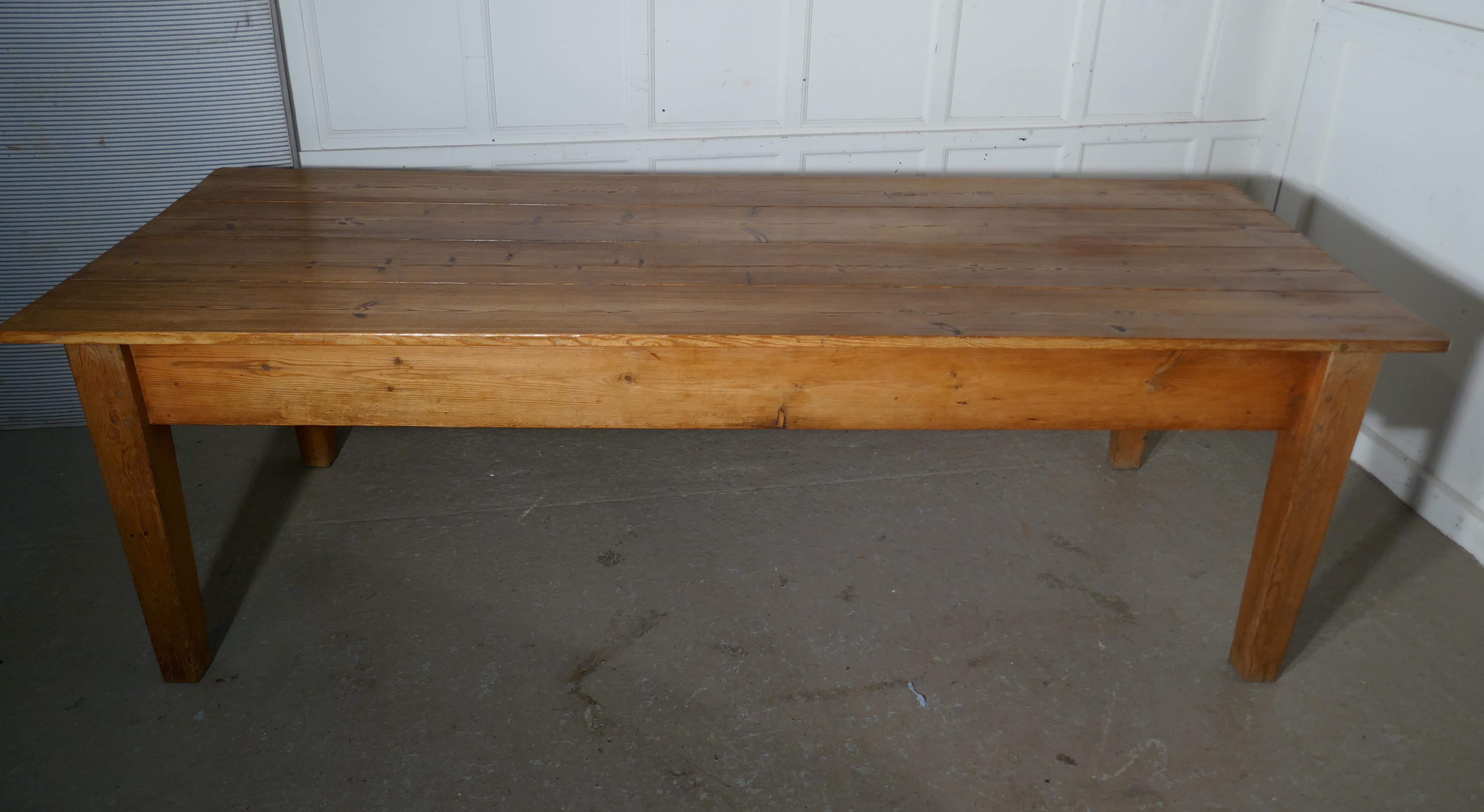 Country Large Early 19th Farmhouse Pine Table