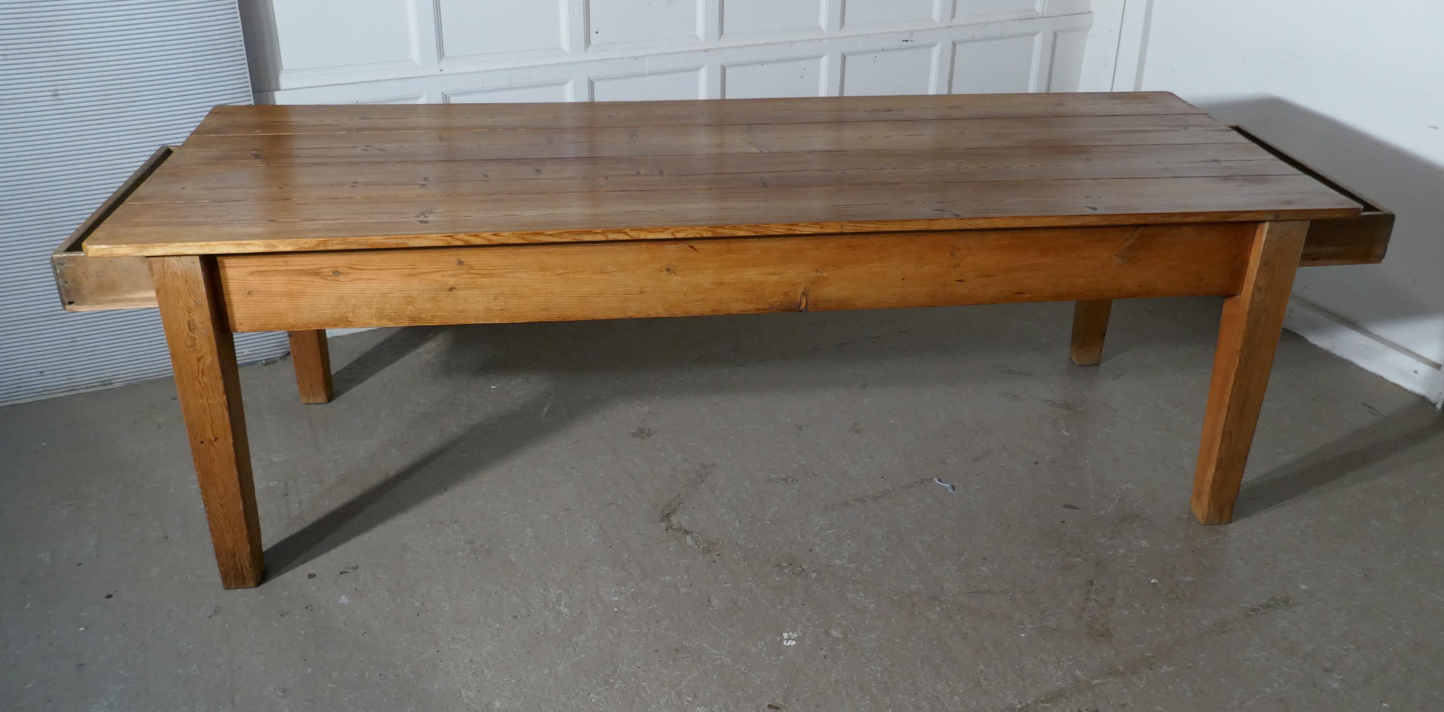 Large Early 19th Farmhouse Pine Table 1
