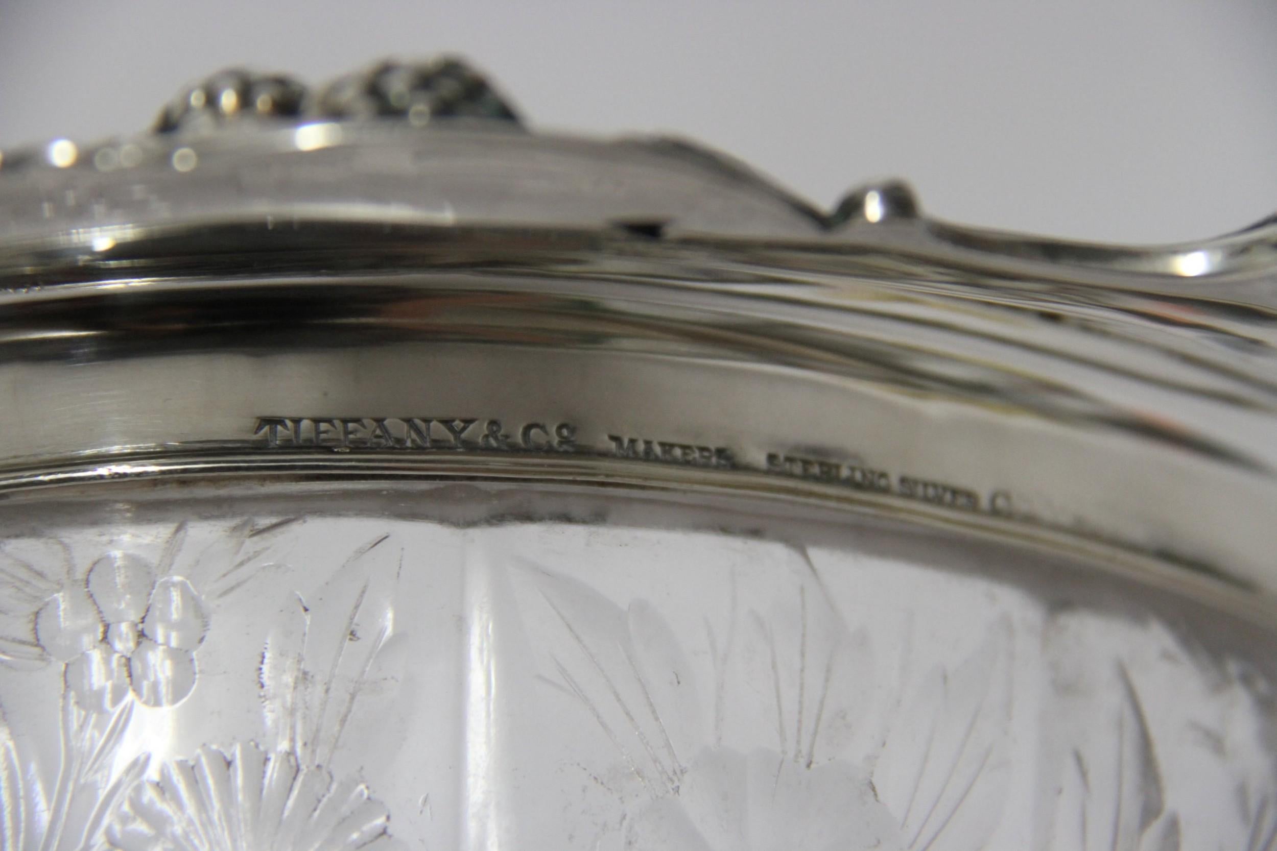 Large Early 20th Century Tiffany & Co. Silver Mounted Intaglio Cut Glass Bowl For Sale 7