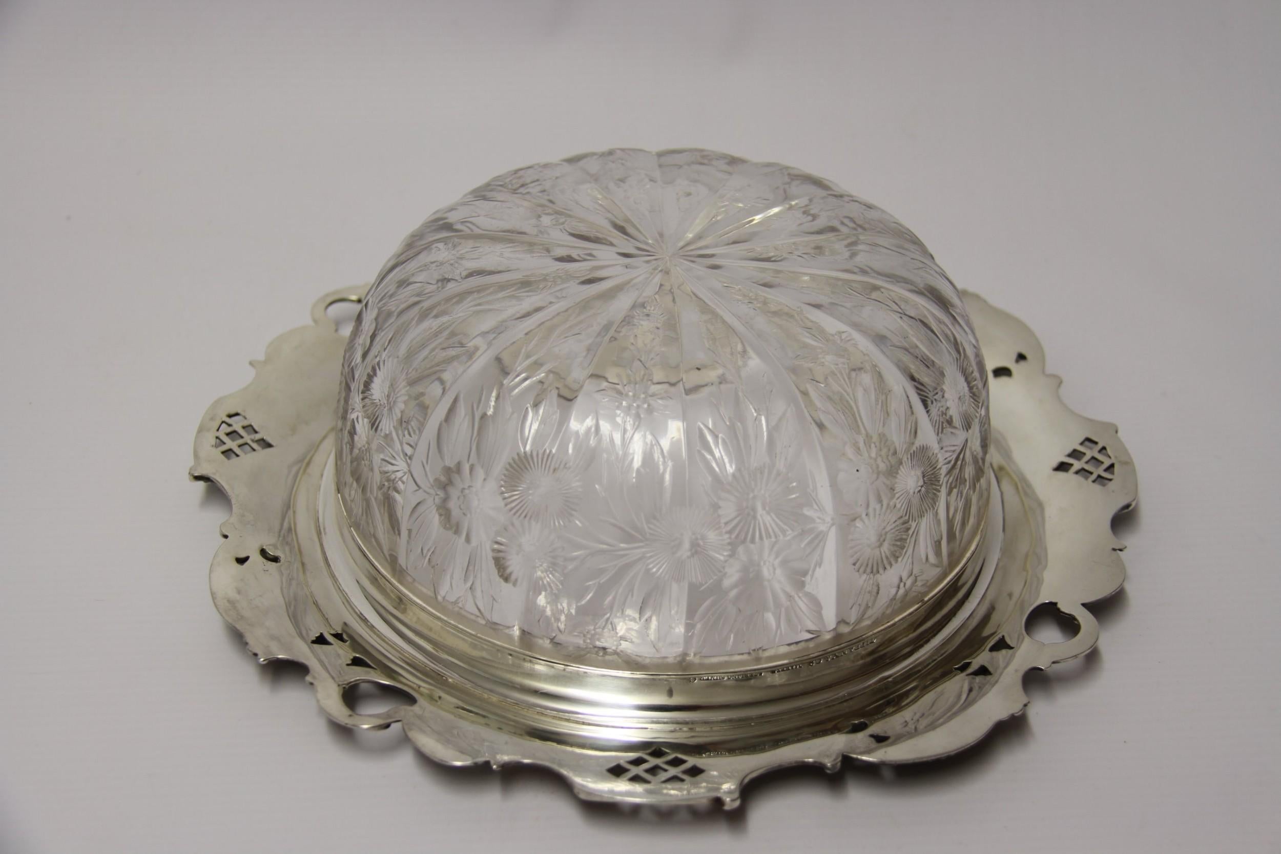 Large Early 20th Century Tiffany & Co. Silver Mounted Intaglio Cut Glass Bowl For Sale 9